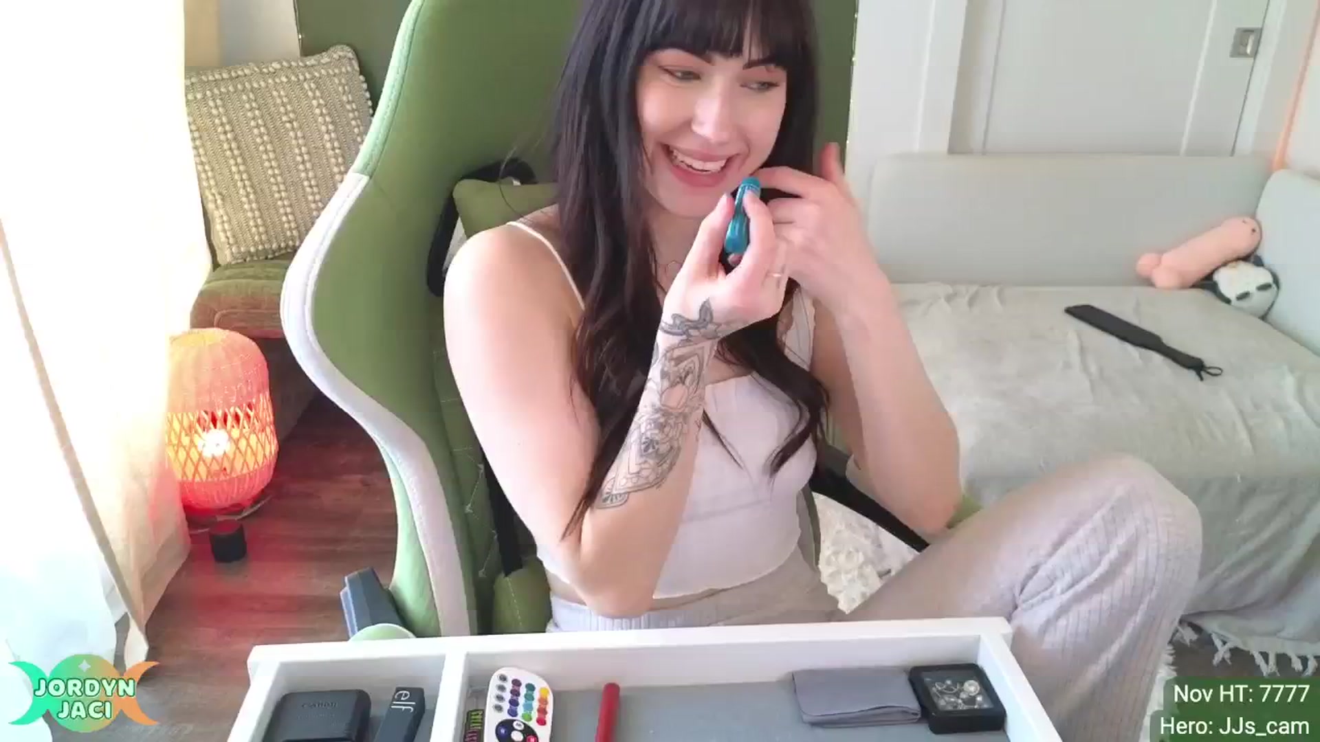 Gallery image thumbnail from JordynJaci's myfreecams stream on, 11/19/2024, 18:41 image 12 of 20