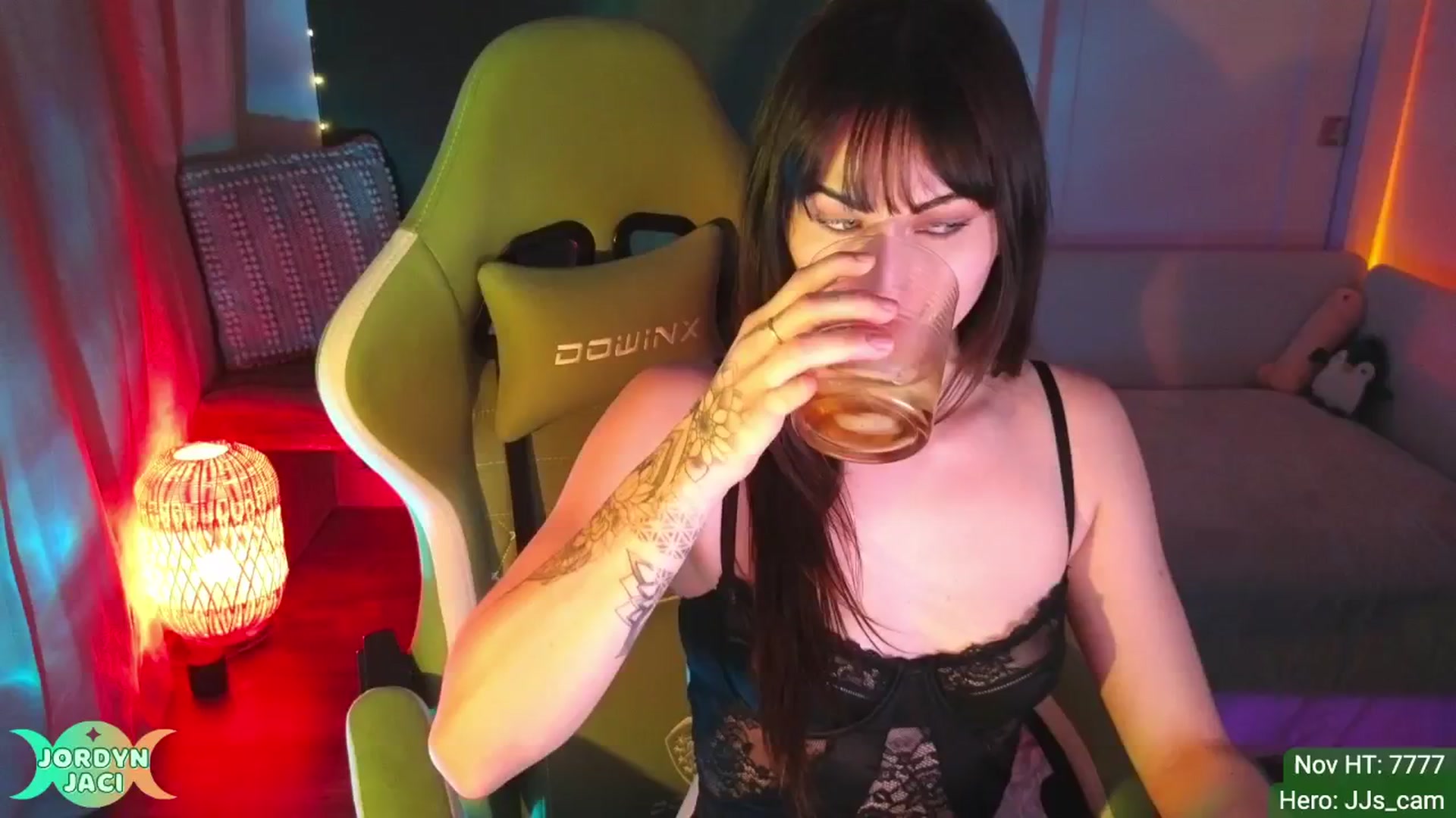 Gallery image thumbnail from JordynJaci's myfreecams stream on, 11/22/2024, 04:19 image 11 of 20