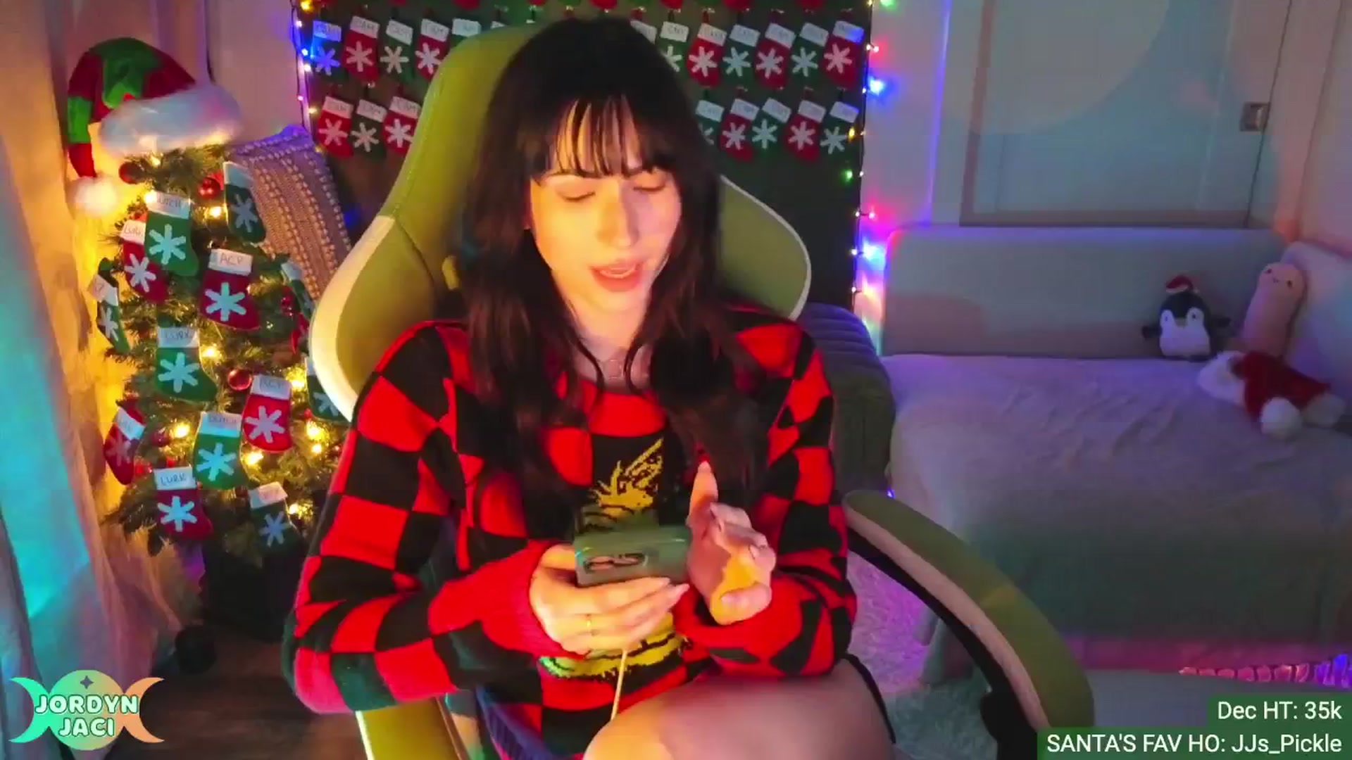 Gallery image thumbnail from JordynJaci's myfreecams stream on, 12/02/2024, 03:19 image 18 of 20