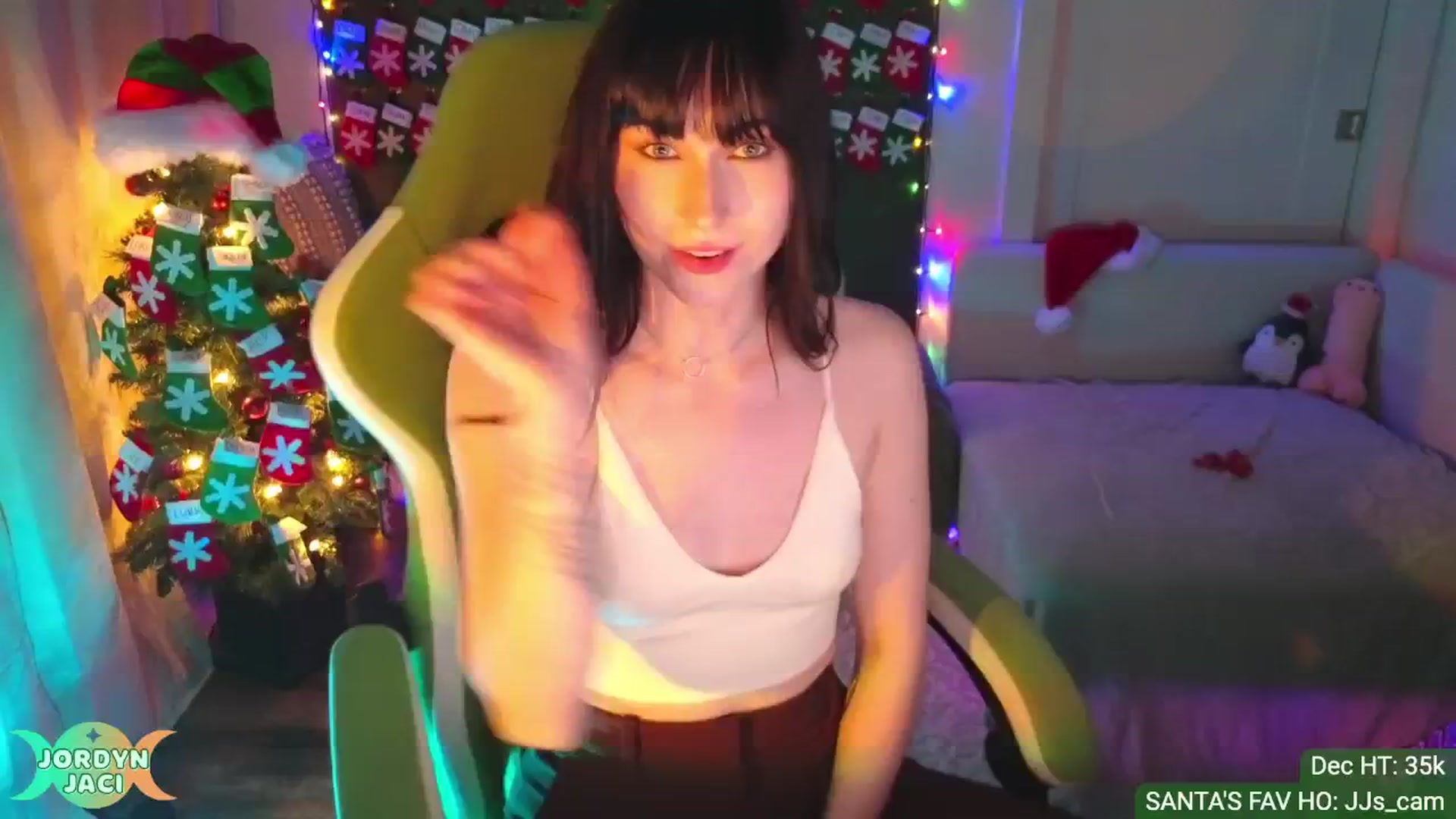 Gallery image thumbnail from JordynJaci's myfreecams stream on, 12/09/2024, 01:11 image 16 of 20