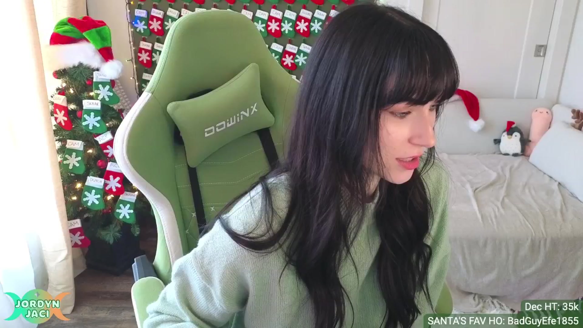 Gallery image thumbnail from JordynJaci's myfreecams stream on, 12/12/2024, 18:03 image 11 of 20