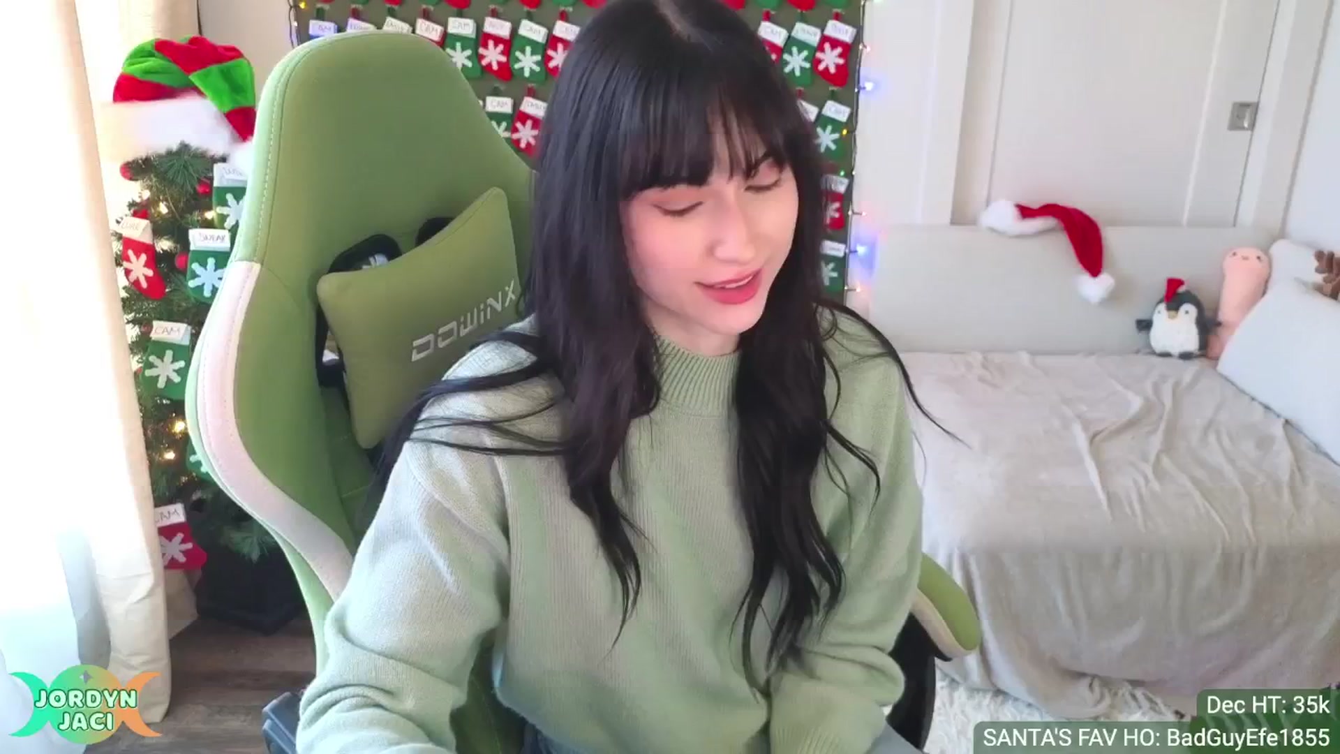 Gallery image thumbnail from JordynJaci's myfreecams stream on, 12/12/2024, 18:03 image 8 of 20