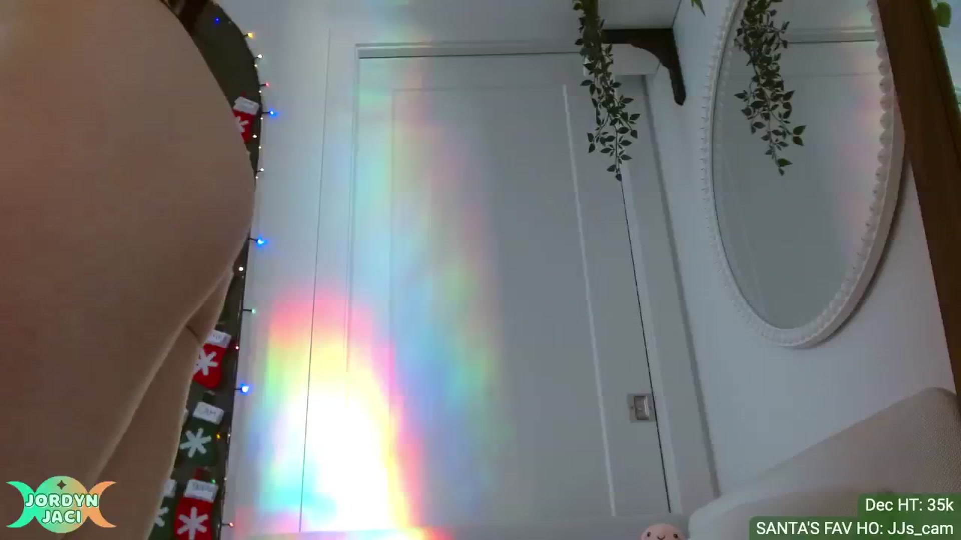 Gallery image thumbnail from JordynJaci's myfreecams stream on, 12/13/2024, 18:36 image 3 of 20