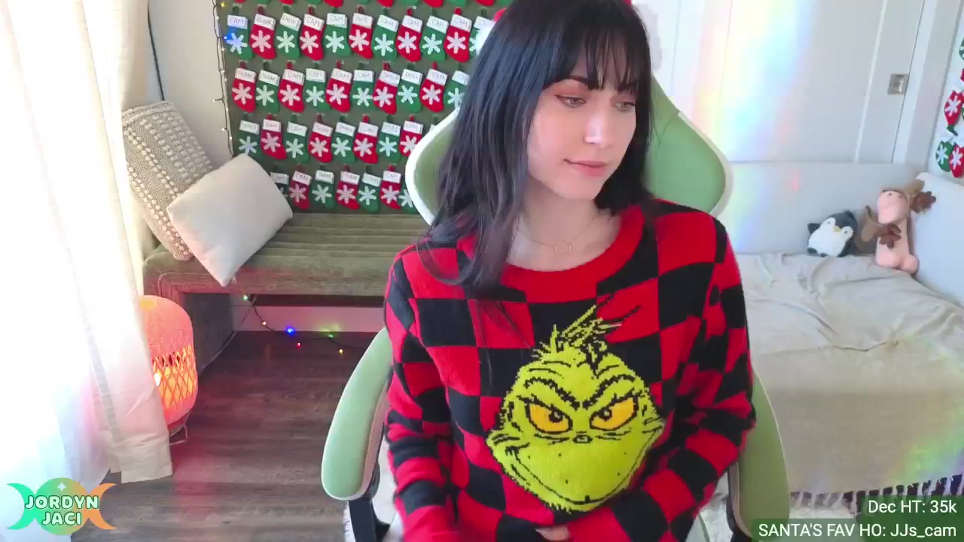 Gallery image thumbnail from JordynJaci's myfreecams stream on, 12/23/2024, 19:08 image 20 of 20