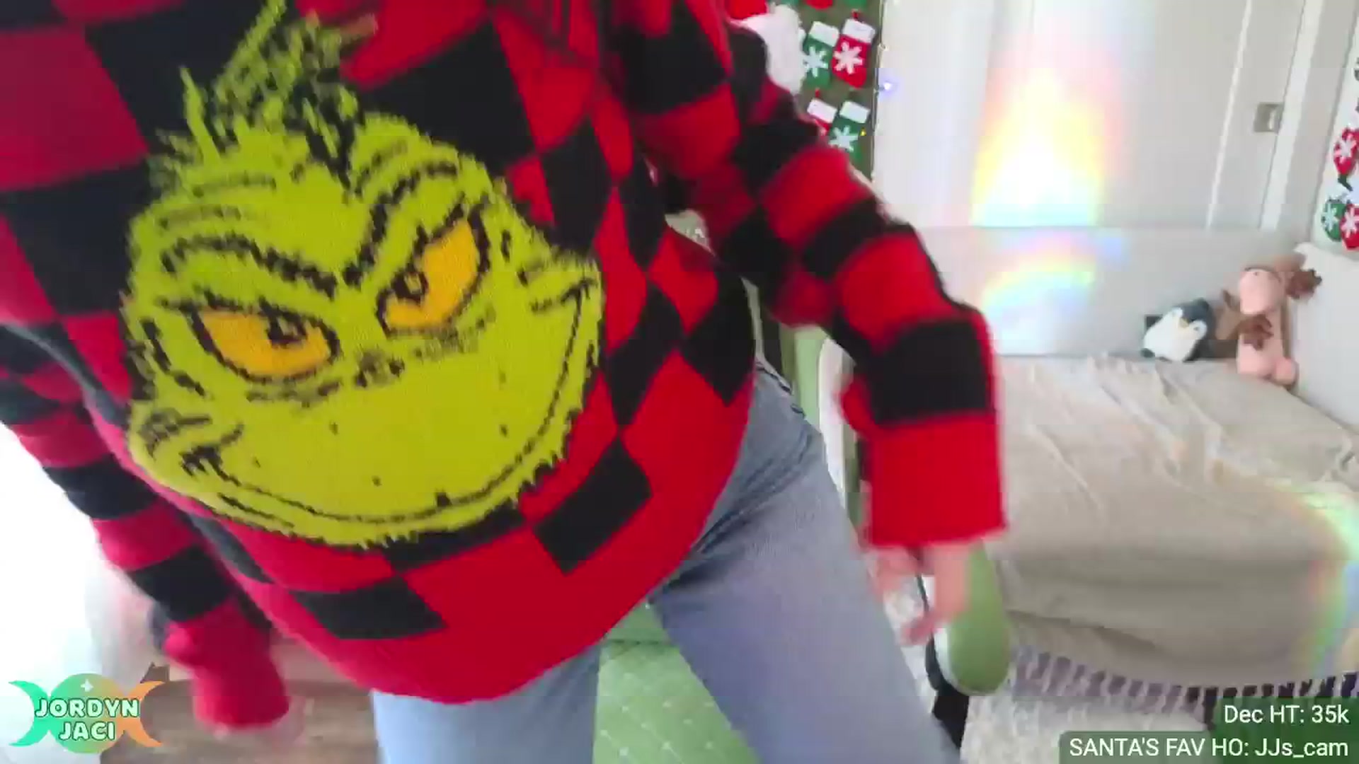 Gallery image thumbnail from JordynJaci's myfreecams stream on, 12/23/2024, 19:08 image 13 of 20