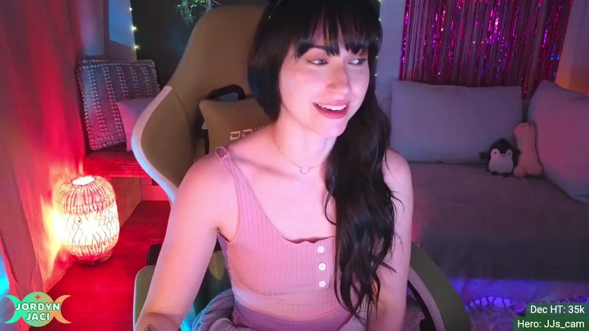 Gallery image thumbnail from JordynJaci's myfreecams stream on, 01/01/2025, 05:14 image 3 of 20