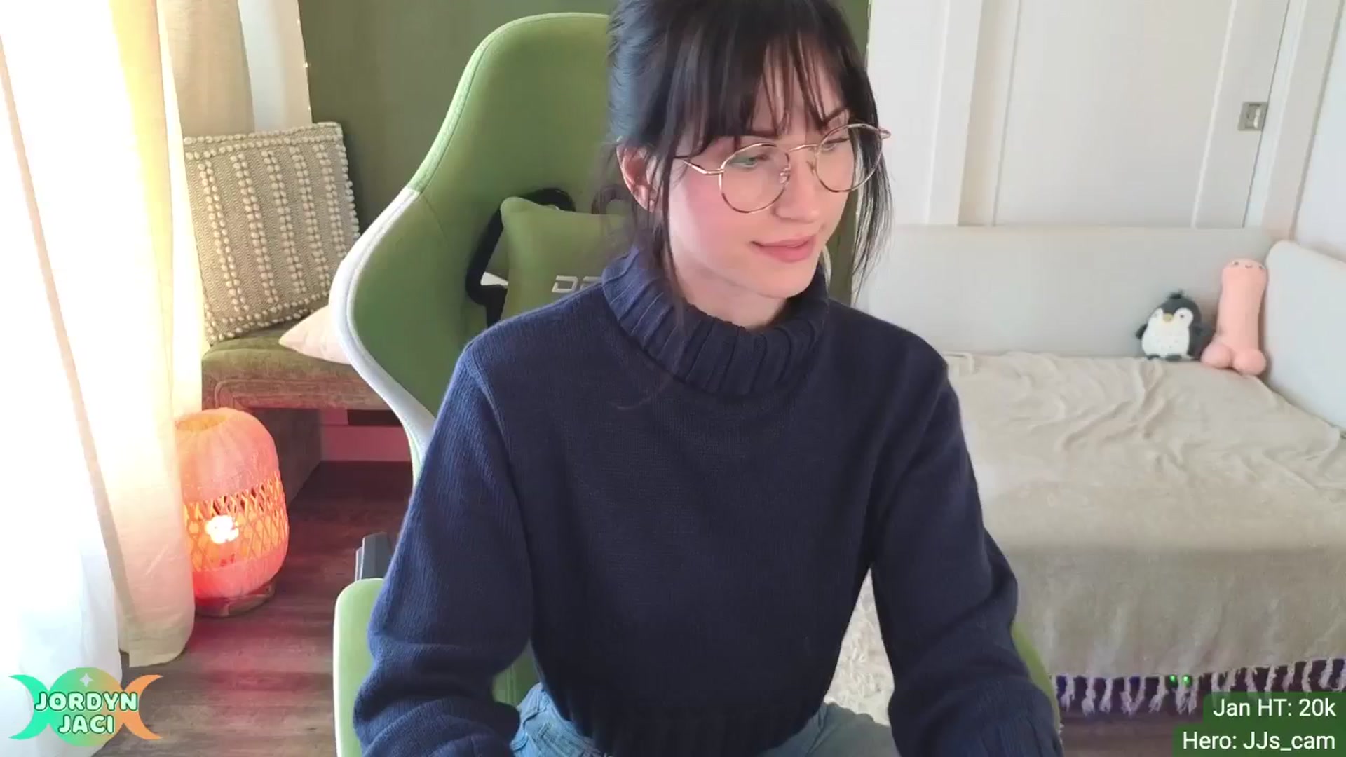 Gallery image thumbnail from JordynJaci's myfreecams stream on, 01/30/2025, 20:03 image 15 of 20