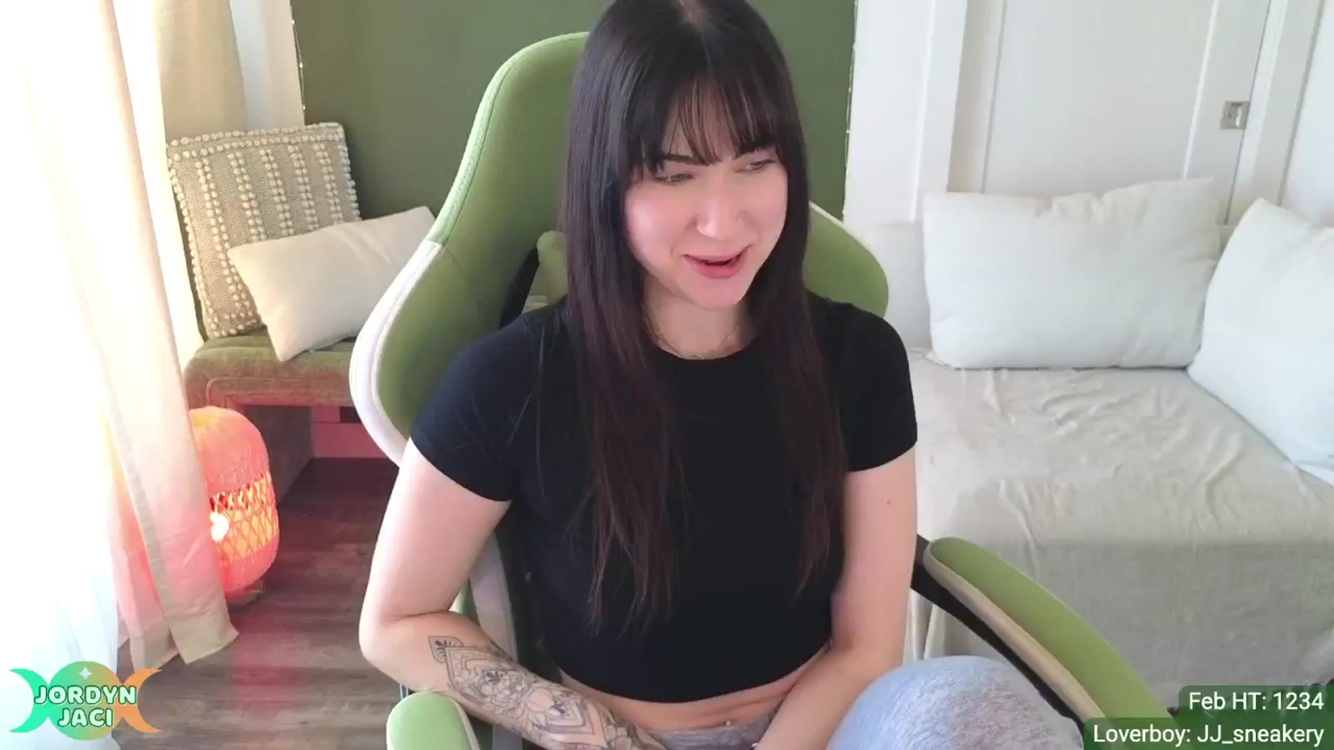 Gallery image thumbnail from JordynJaci's myfreecams stream on, 02/04/2025, 18:09 image 1 of 20