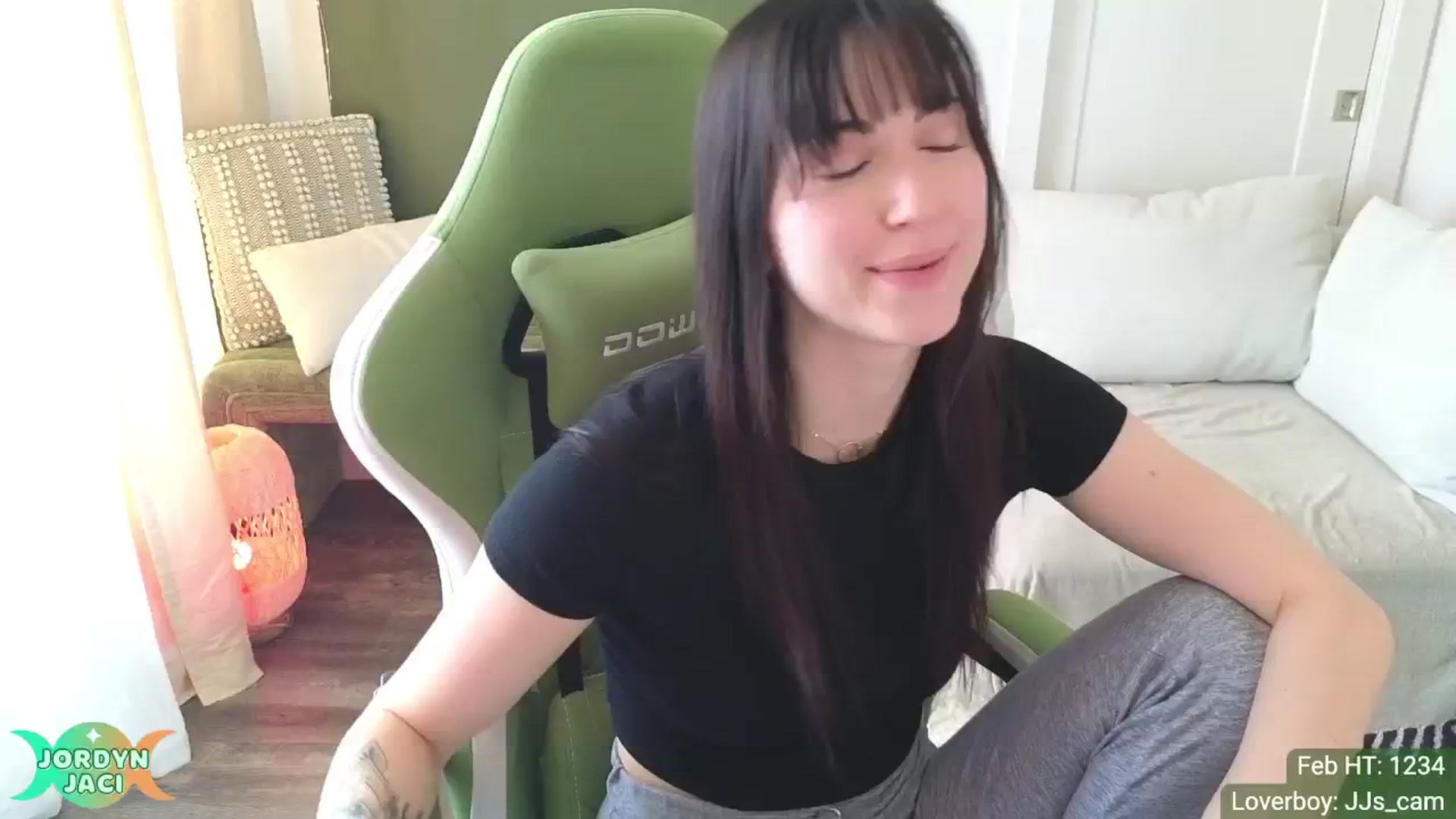 Gallery image thumbnail from JordynJaci's myfreecams stream on, 02/04/2025, 18:09 image 18 of 20