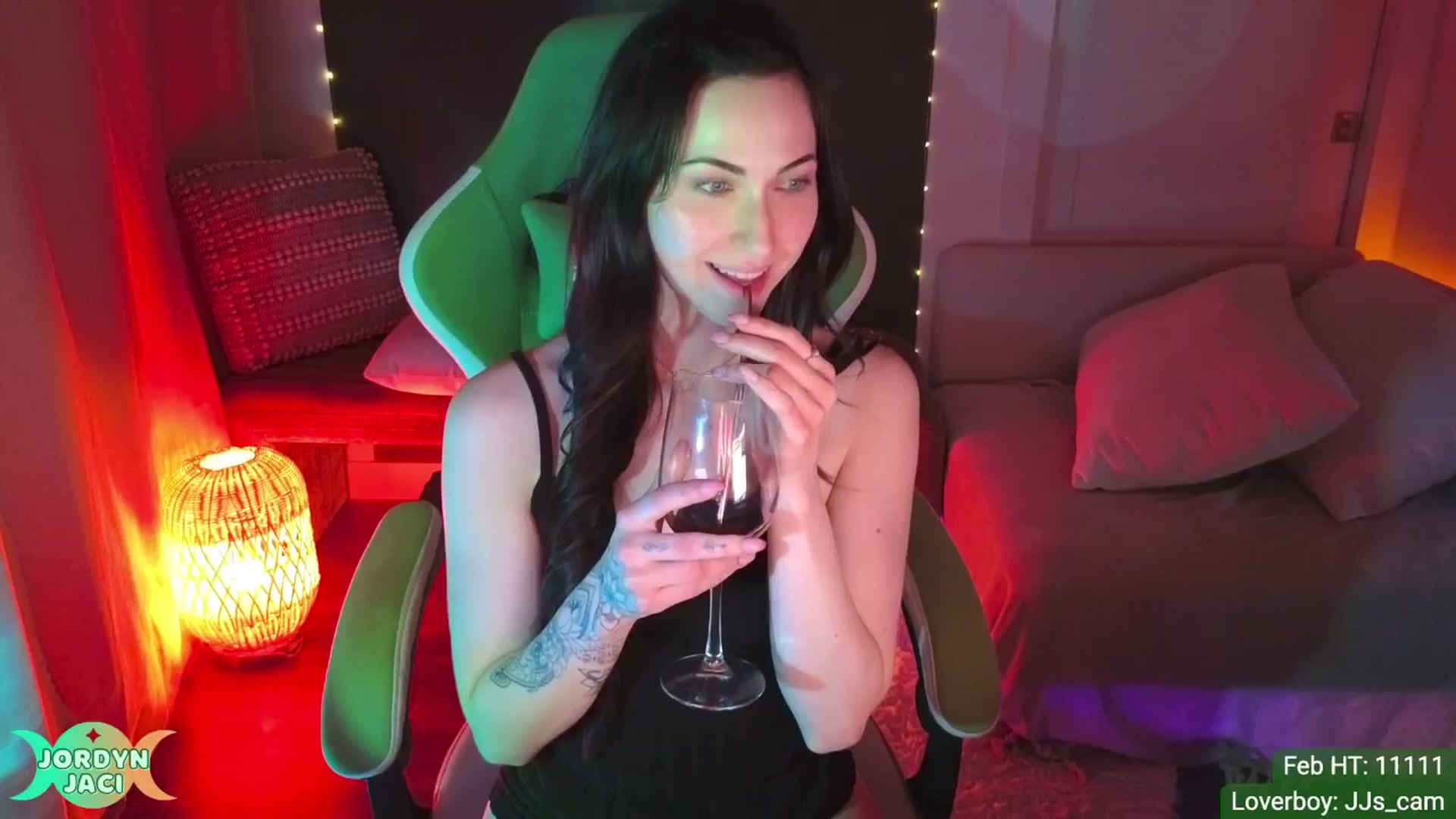 Gallery image thumbnail from JordynJaci's myfreecams stream on, 02/14/2025, 04:03 image 19 of 20