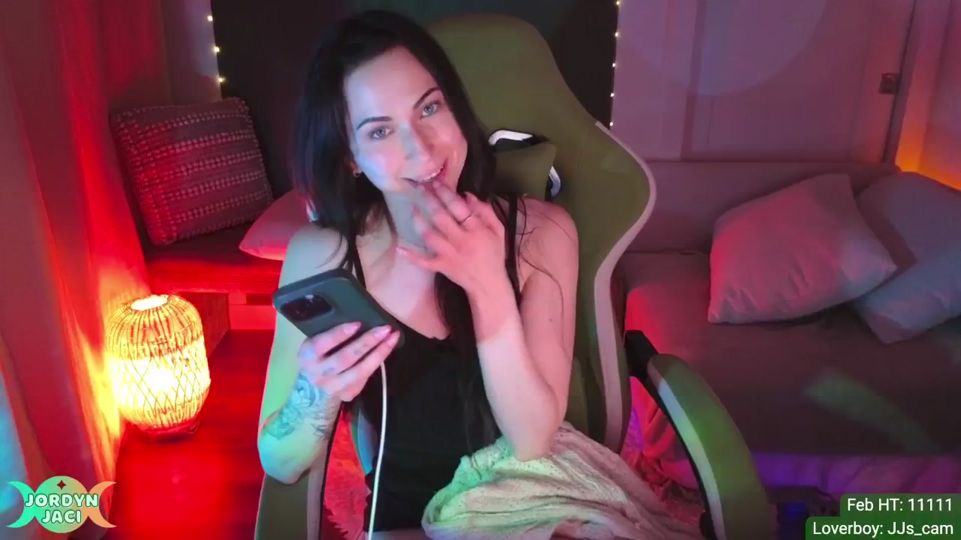 Gallery image thumbnail from JordynJaci's myfreecams stream on, 02/14/2025, 04:03 image 13 of 20