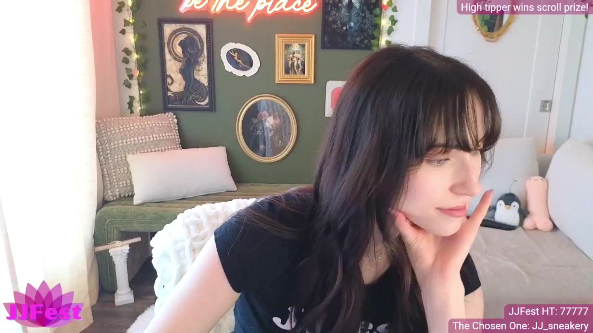 Gallery image thumbnail from JordynJaci's myfreecams stream on, 04/01/2025, 20:36 image 5 of 20