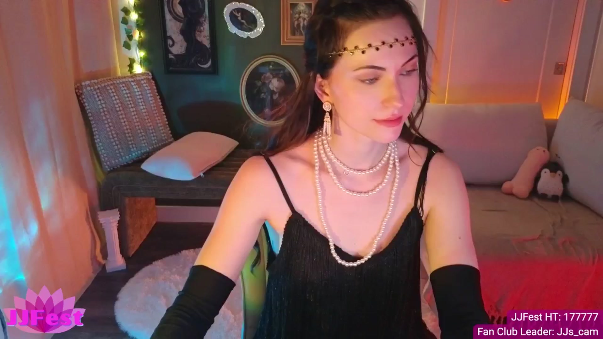 Gallery image thumbnail from JordynJaci's myfreecams stream on, 04/06/2025, 02:59 image 10 of 20