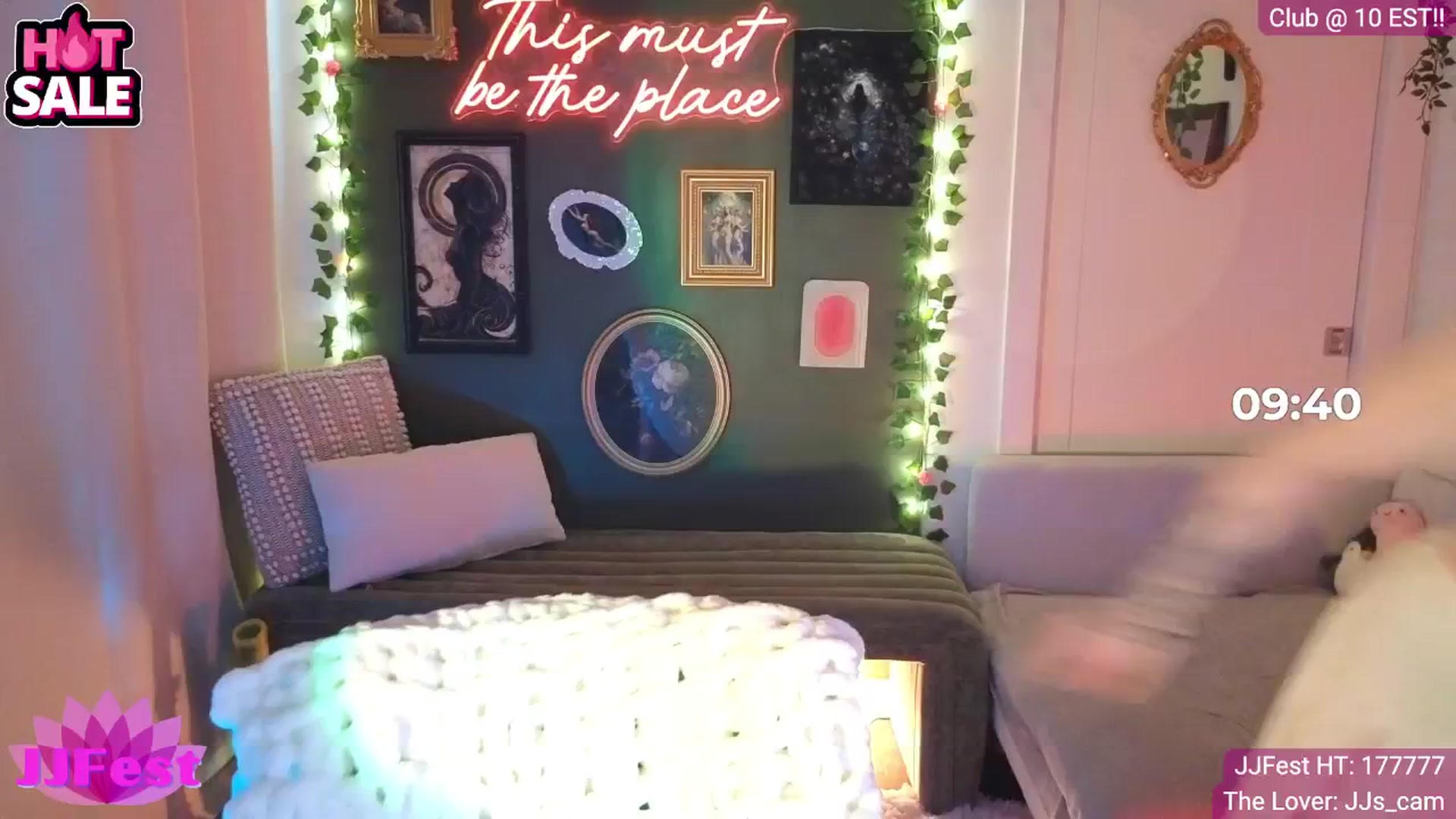 Gallery image thumbnail from JordynJaci's myfreecams stream on, 04/12/2025, 01:56 image 6 of 20
