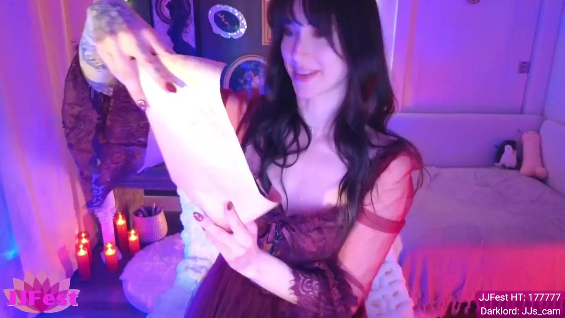 Gallery image thumbnail from JordynJaci's myfreecams stream on, 04/14/2025, 01:39 image 7 of 20