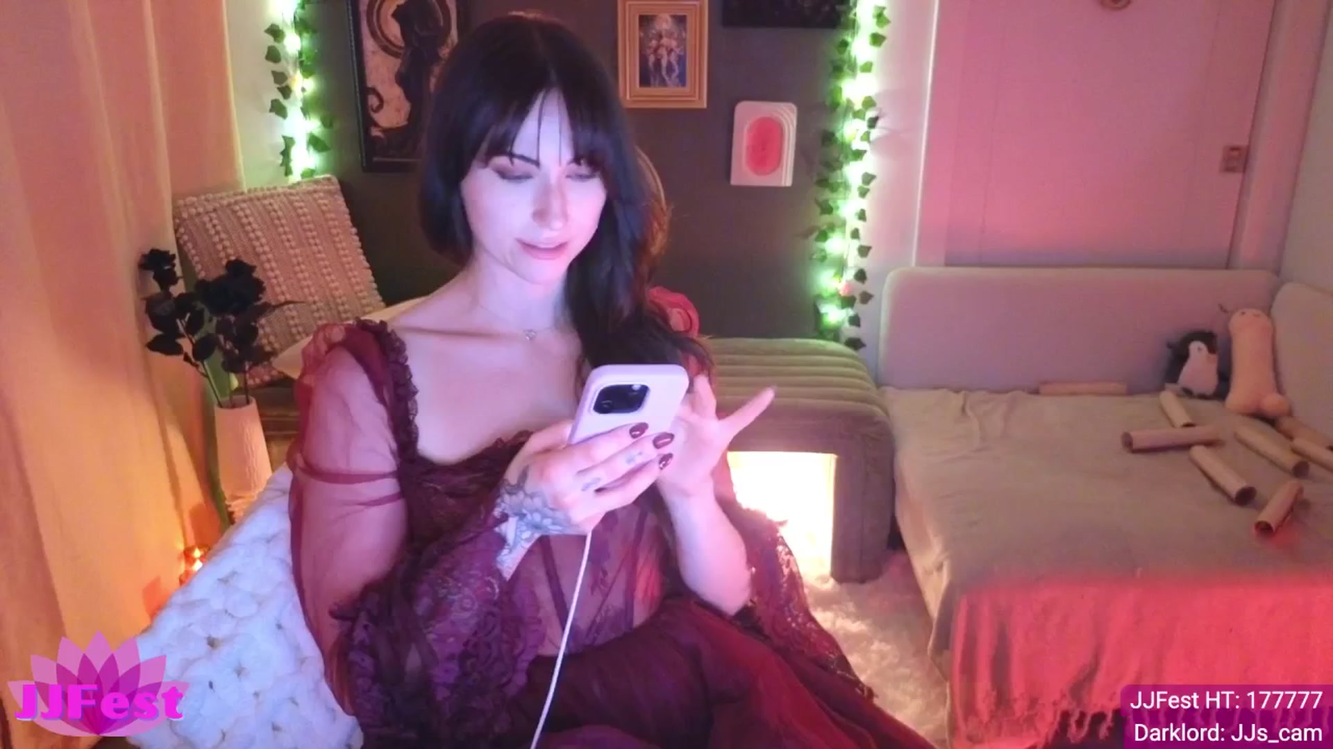 Gallery image thumbnail from JordynJaci's myfreecams stream on, 04/14/2025, 04:37 image 9 of 20