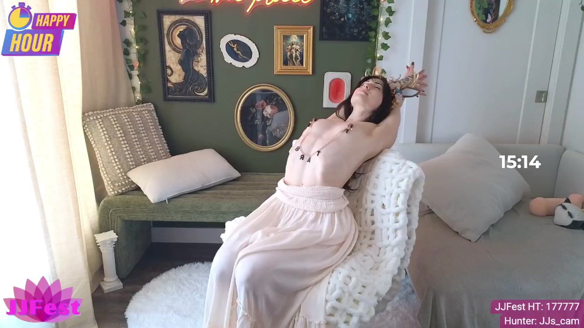 Gallery image thumbnail from JordynJaci's myfreecams stream on, 04/17/2025, 19:58 image 19 of 20
