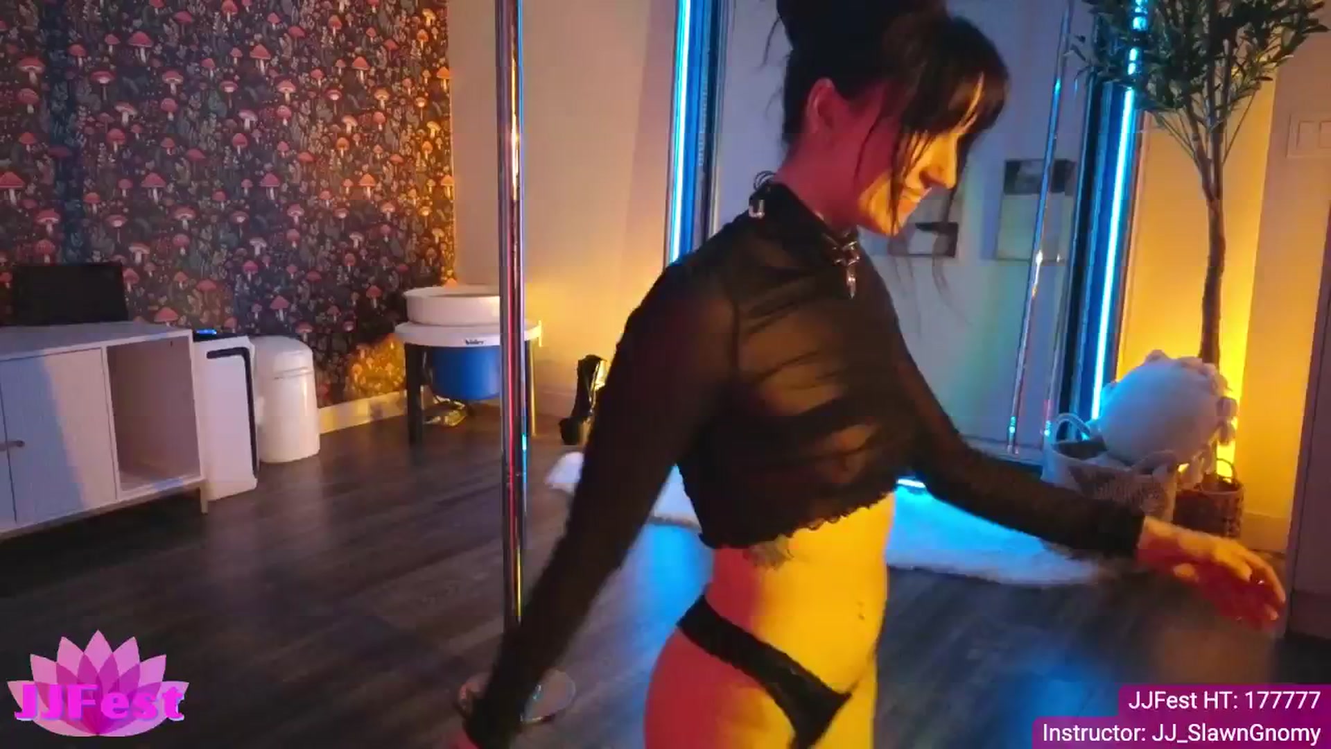 Gallery image thumbnail from JordynJaci's myfreecams stream on, 04/23/2025, 03:59 image 13 of 20