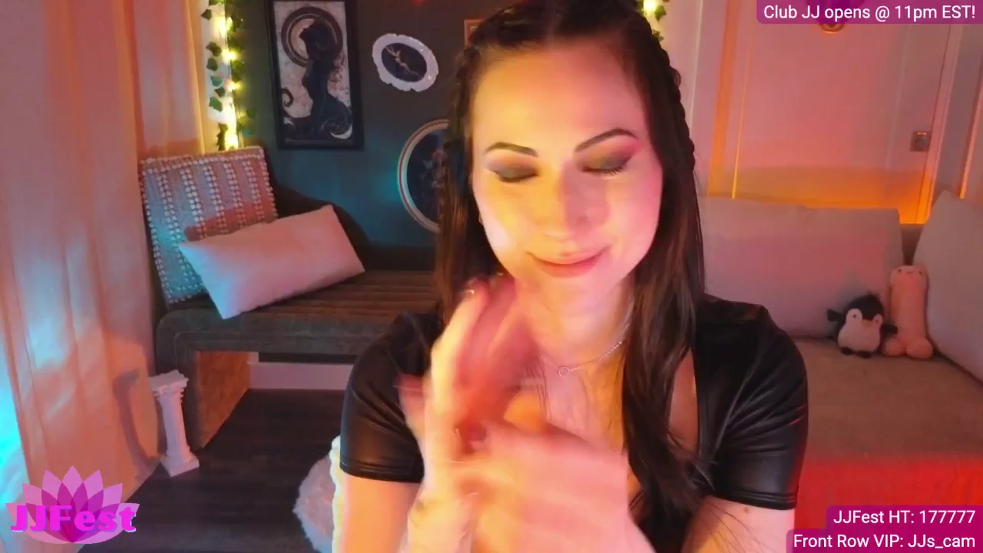 Gallery image thumbnail from JordynJaci's myfreecams stream on, 04/27/2025, 02:55 image 3 of 20