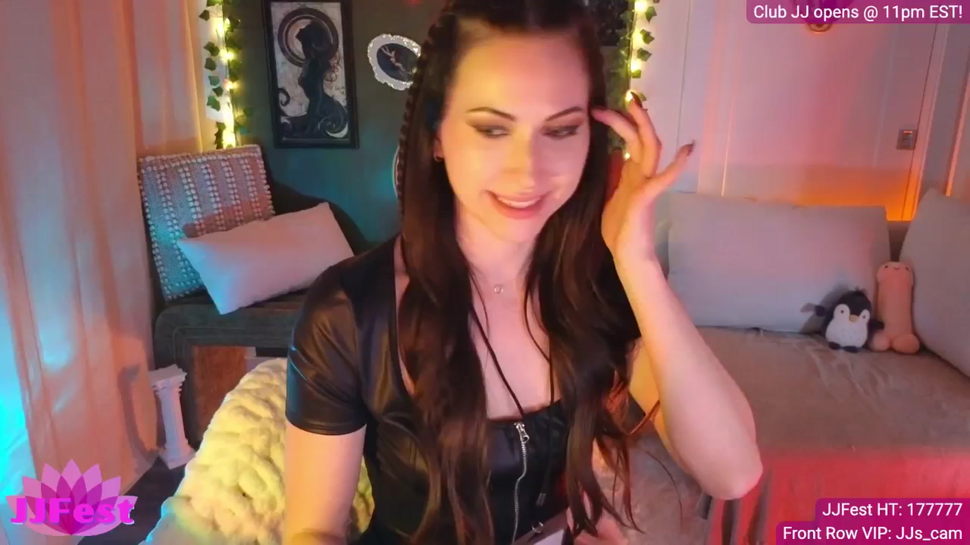 Gallery image thumbnail from JordynJaci's myfreecams stream on, 04/27/2025, 02:55 image 8 of 20