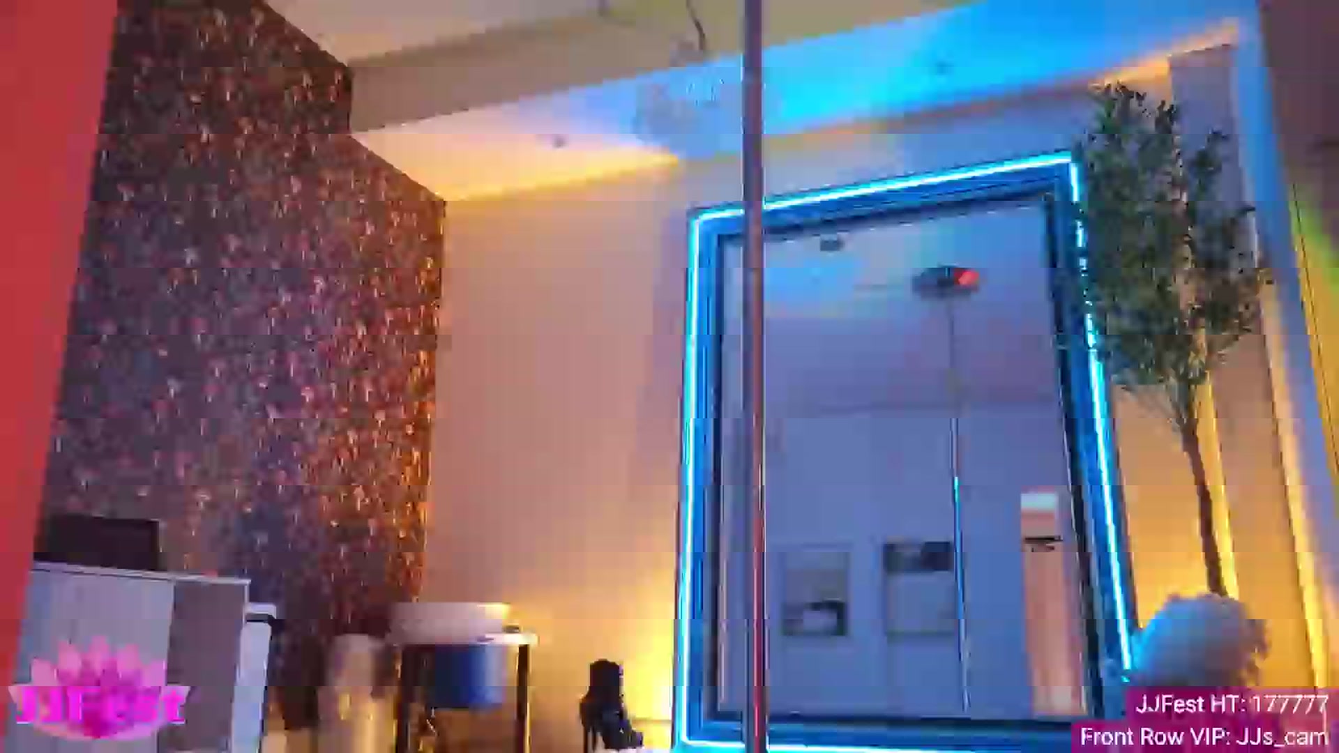 Gallery image thumbnail from JordynJaci's myfreecams stream on, 04/27/2025, 04:33 image 9 of 20