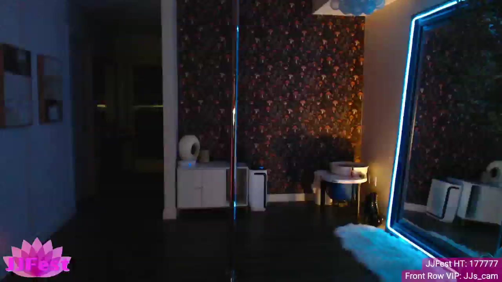 Gallery image thumbnail from JordynJaci's myfreecams stream on, 04/27/2025, 04:33 image 5 of 20
