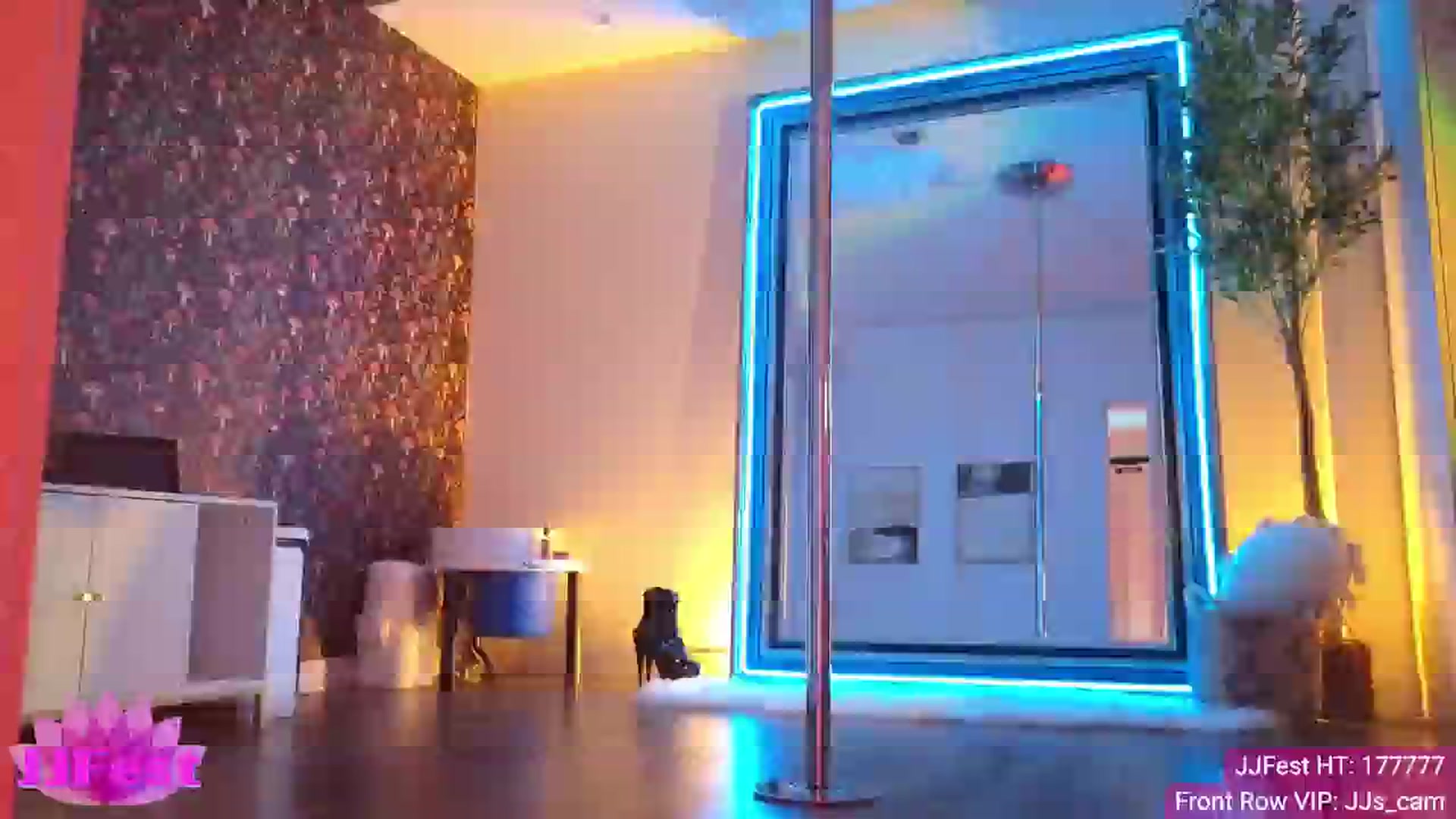 Gallery image thumbnail from JordynJaci's myfreecams stream on, 04/27/2025, 04:33 image 3 of 20