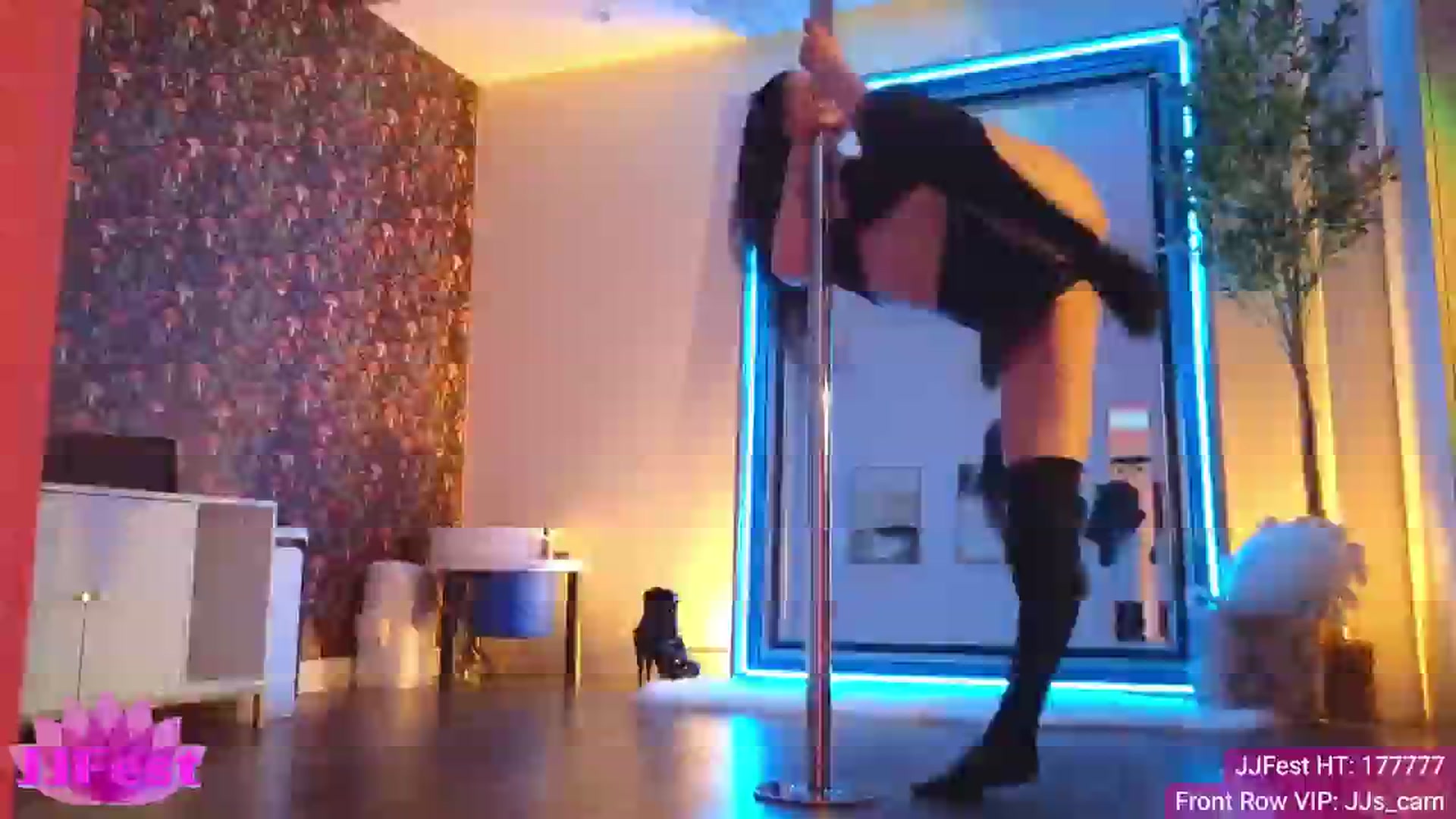 Gallery image thumbnail from JordynJaci's myfreecams stream on, 04/27/2025, 04:33 image 4 of 20