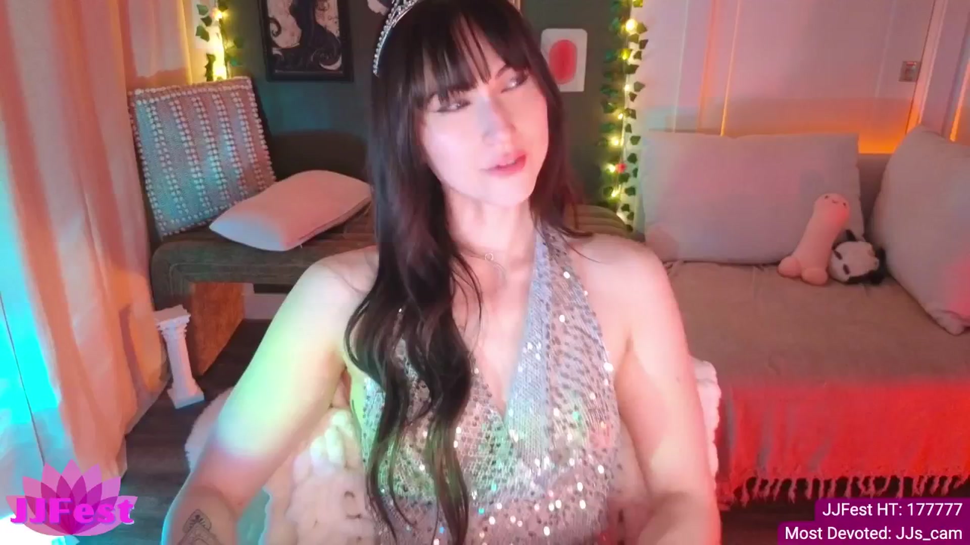 Gallery image thumbnail from JordynJaci's myfreecams stream on, 04/29/2025, 23:57 image 10 of 20