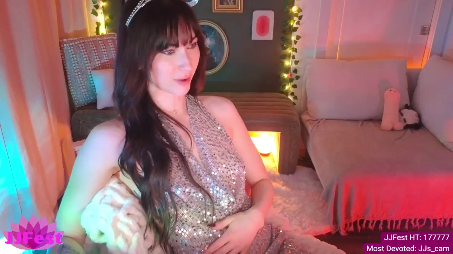 Gallery image thumbnail from JordynJaci's myfreecams stream on, 04/30/2025, 04:00 image 12 of 20
