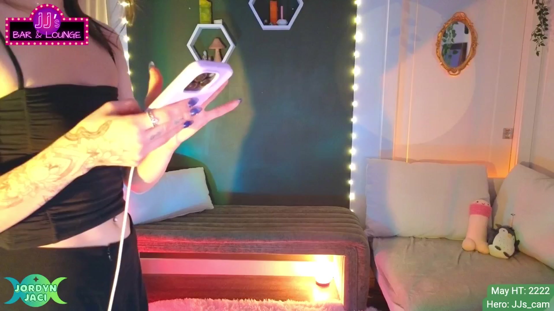 Gallery image thumbnail from JordynJaci's myfreecams stream on, 05/19/2025, 02:15 image 14 of 20