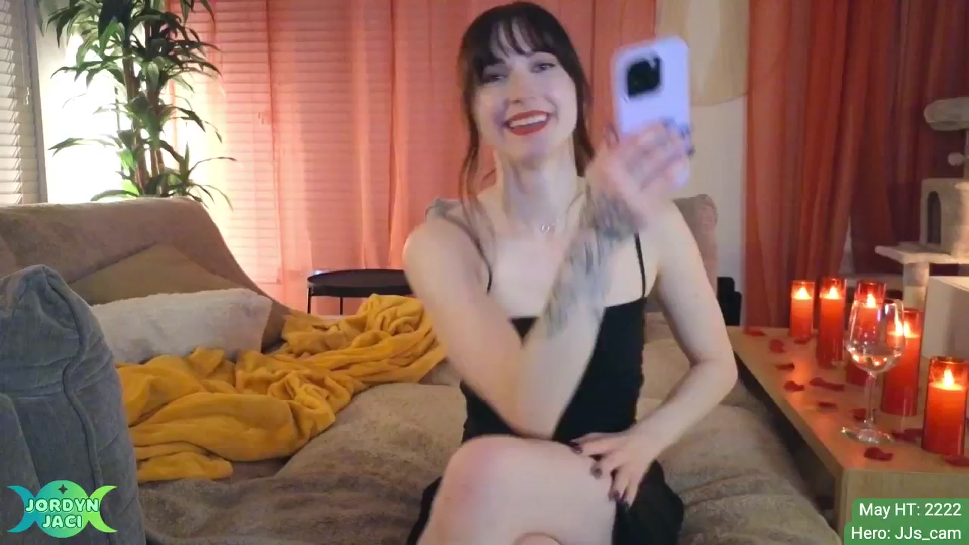 Gallery image thumbnail from JordynJaci's myfreecams stream on, 05/19/2025, 07:09 image 10 of 20