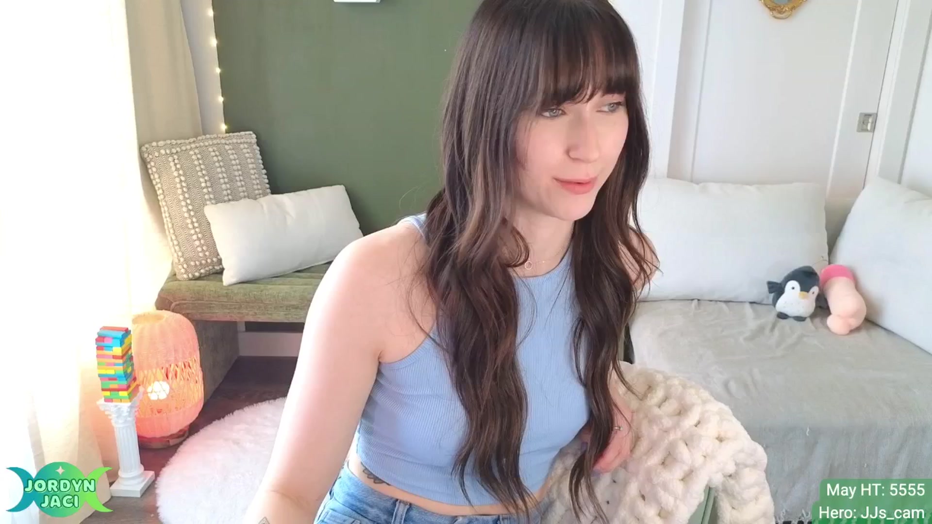 Gallery image thumbnail from JordynJaci's myfreecams stream on, 05/20/2025, 17:34 image 14 of 20