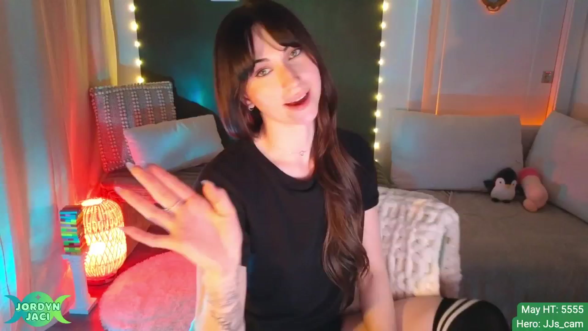 Gallery image thumbnail from JordynJaci's myfreecams stream on, 05/21/2025, 02:14 image 12 of 20
