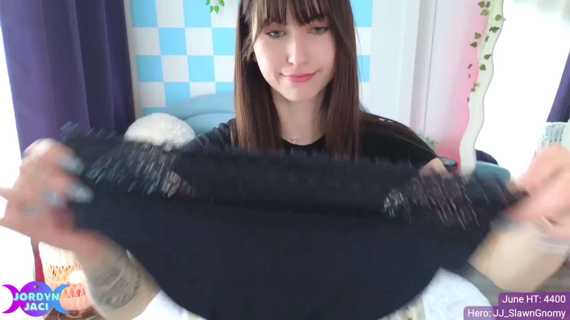 Gallery image thumbnail from JordynJaci's myfreecams stream on, 06/27/2025, 19:31 image 8 of 20