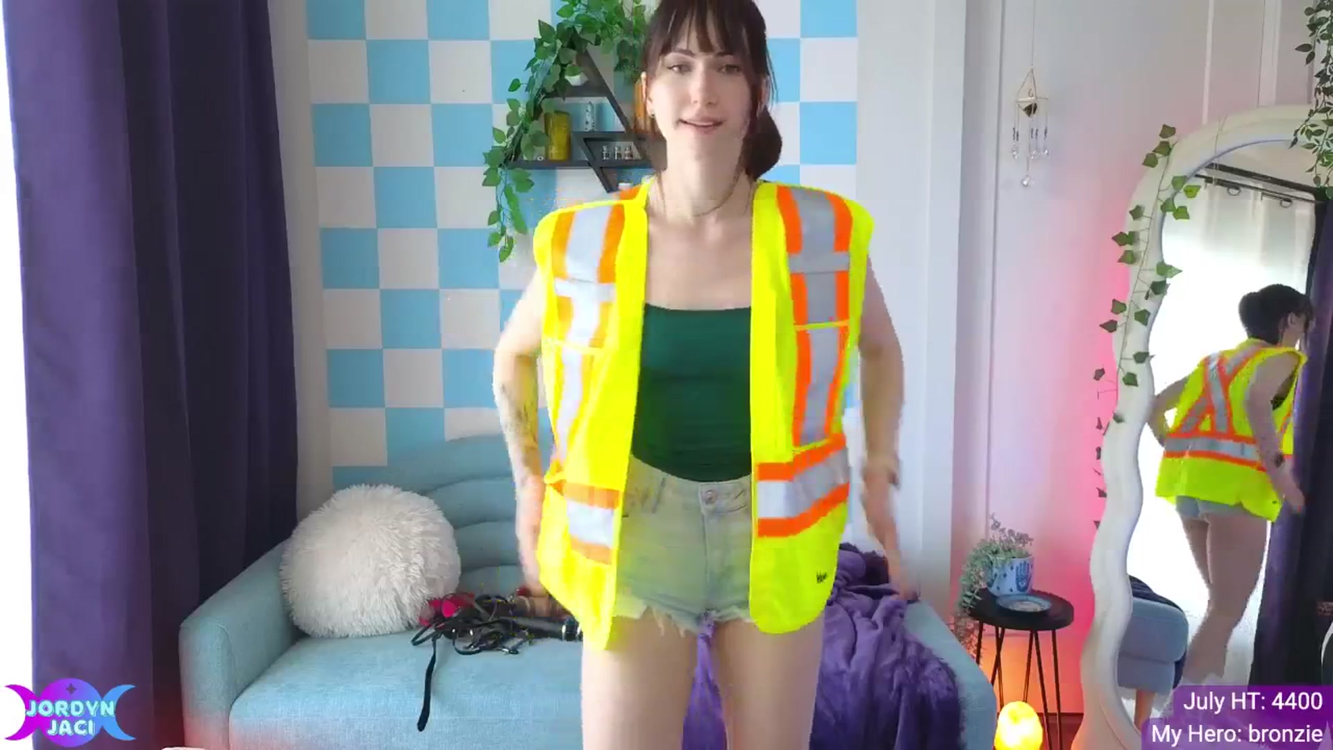 Gallery image thumbnail from JordynJaci's myfreecams stream on, 07/16/2025, 18:16 image 14 of 20