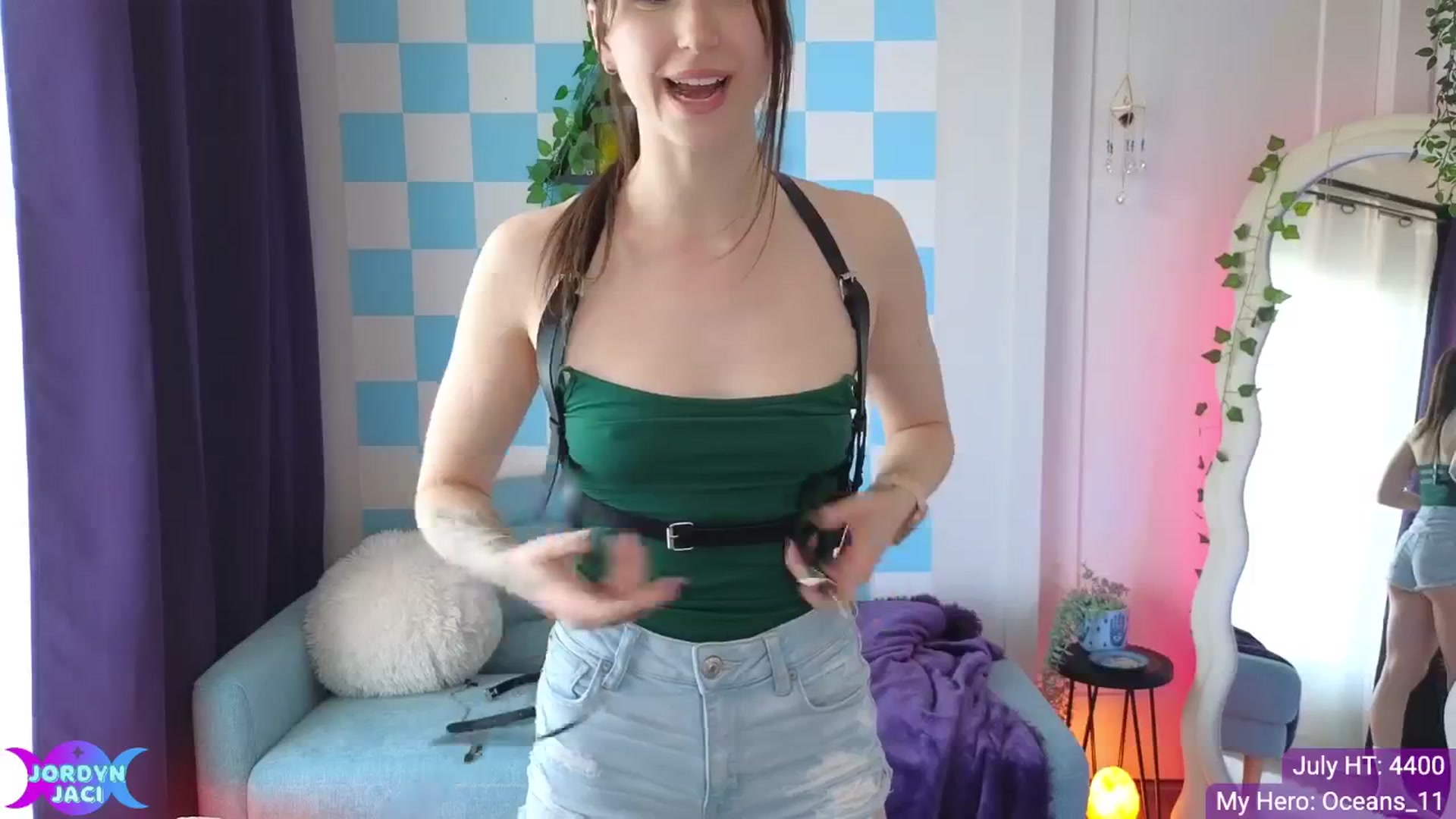 Gallery image thumbnail from JordynJaci's myfreecams stream on, 07/16/2025, 18:16 image 10 of 20