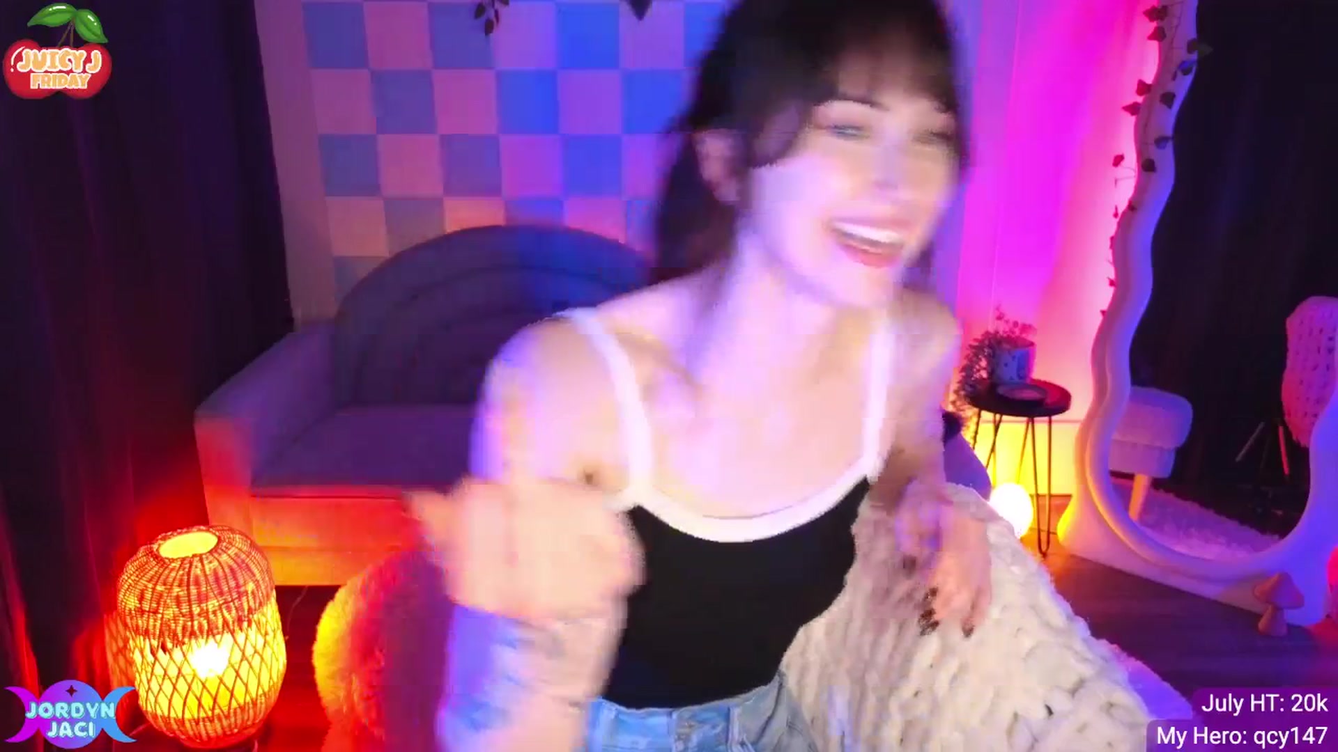 Gallery image thumbnail from JordynJaci's myfreecams stream on, 07/19/2025, 03:10 image 17 of 20