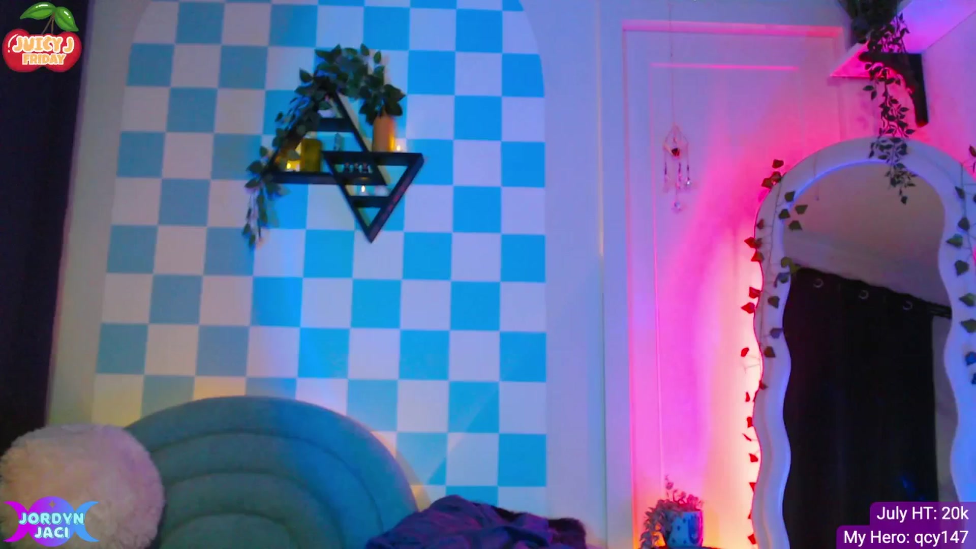 Gallery image thumbnail from JordynJaci's myfreecams stream on, 07/19/2025, 03:10 image 8 of 20