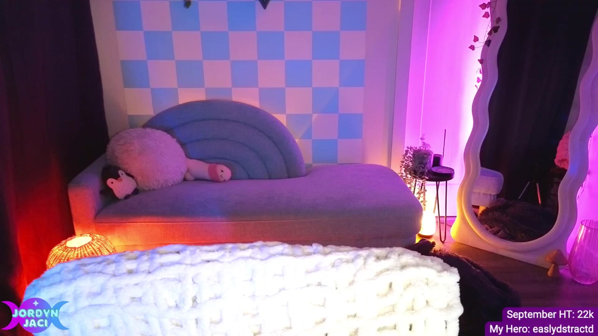 Gallery image thumbnail from JordynJaci's myfreecams stream on, 09/22/2025, 03:42 image 15 of 20
