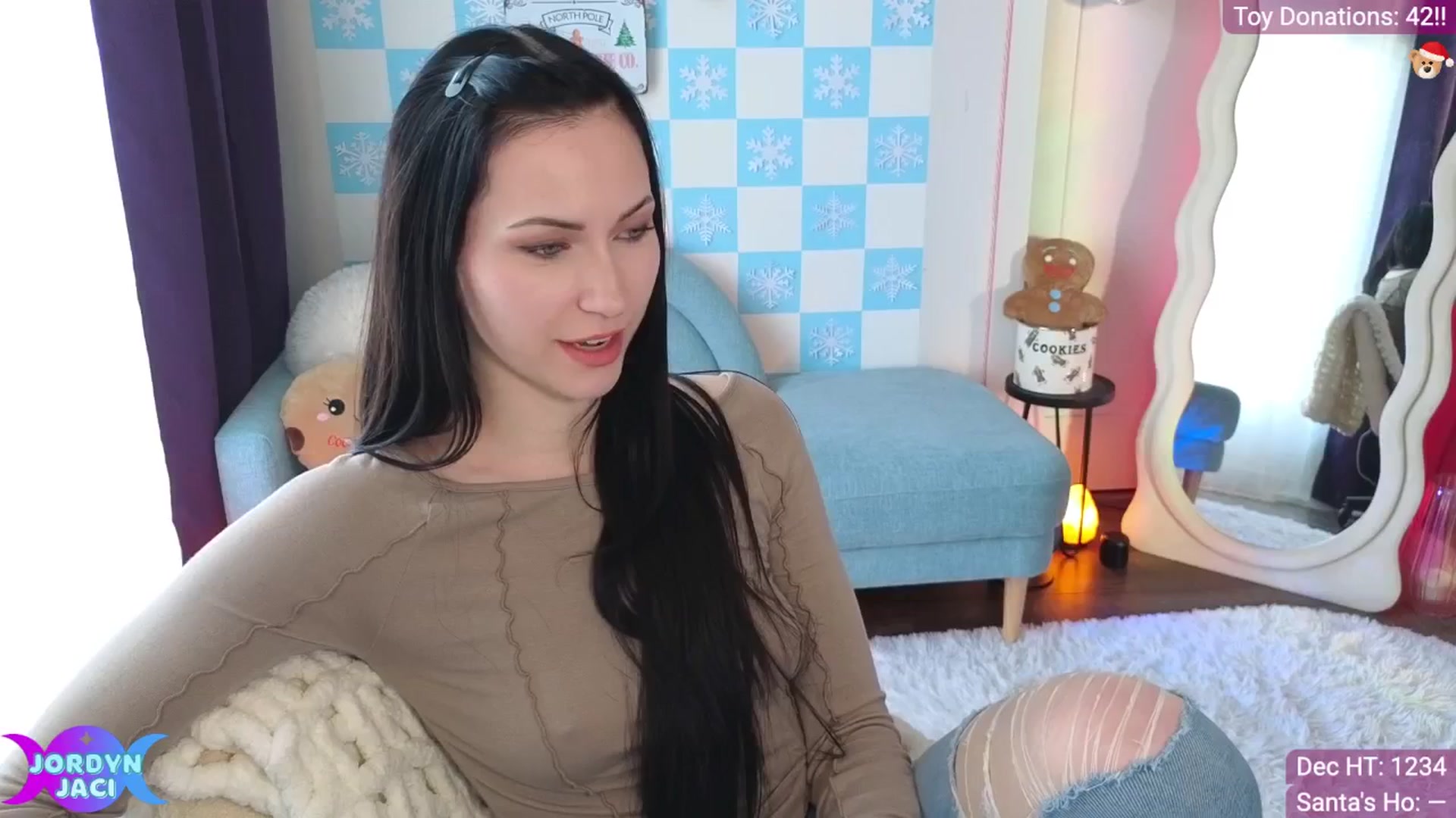 Gallery image thumbnail from JordynJaci's myfreecams stream on, 12/03/2025, 17:31 image 1 of 20