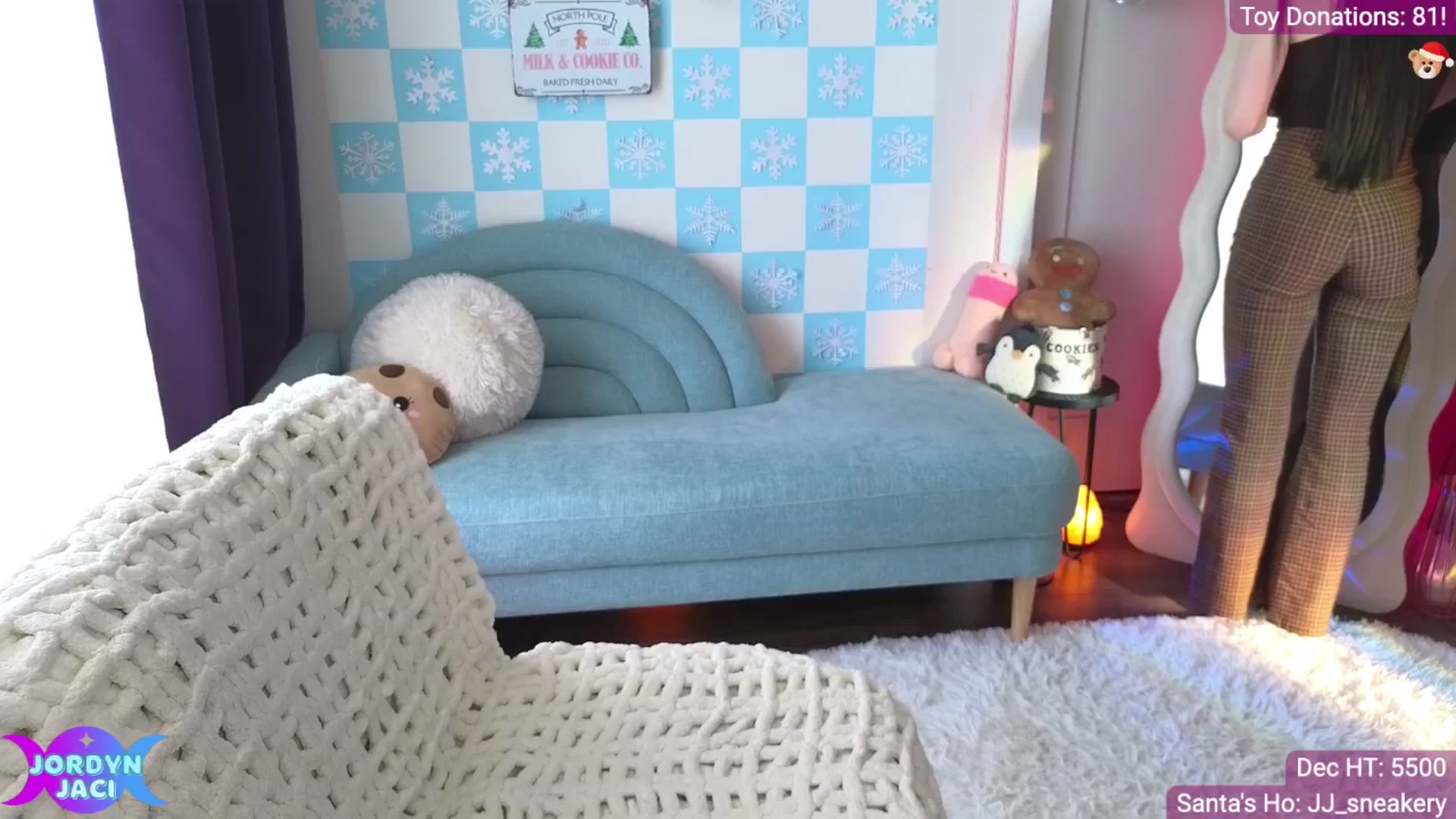 Gallery image thumbnail from JordynJaci's myfreecams stream on, 12/10/2025, 20:24 image 6 of 20