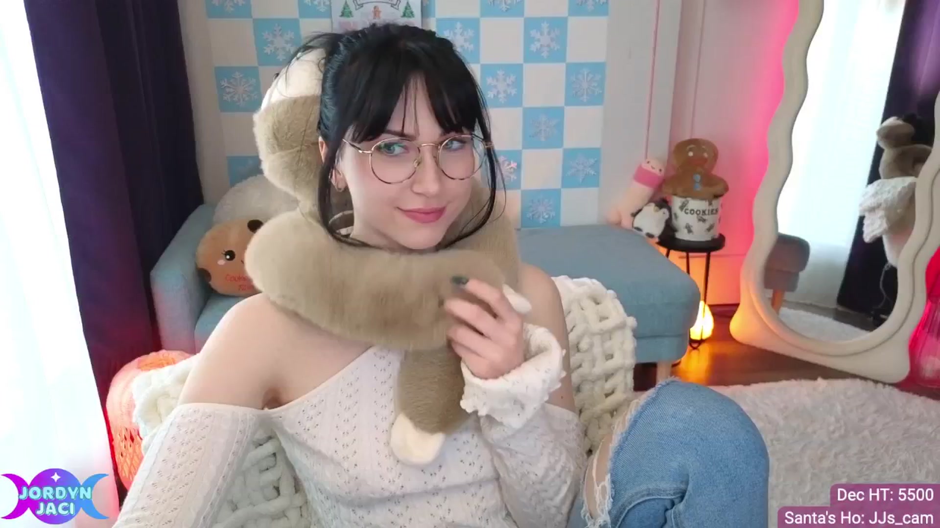 Gallery image thumbnail from JordynJaci's myfreecams stream on, 12/17/2025, 19:16 image 20 of 20