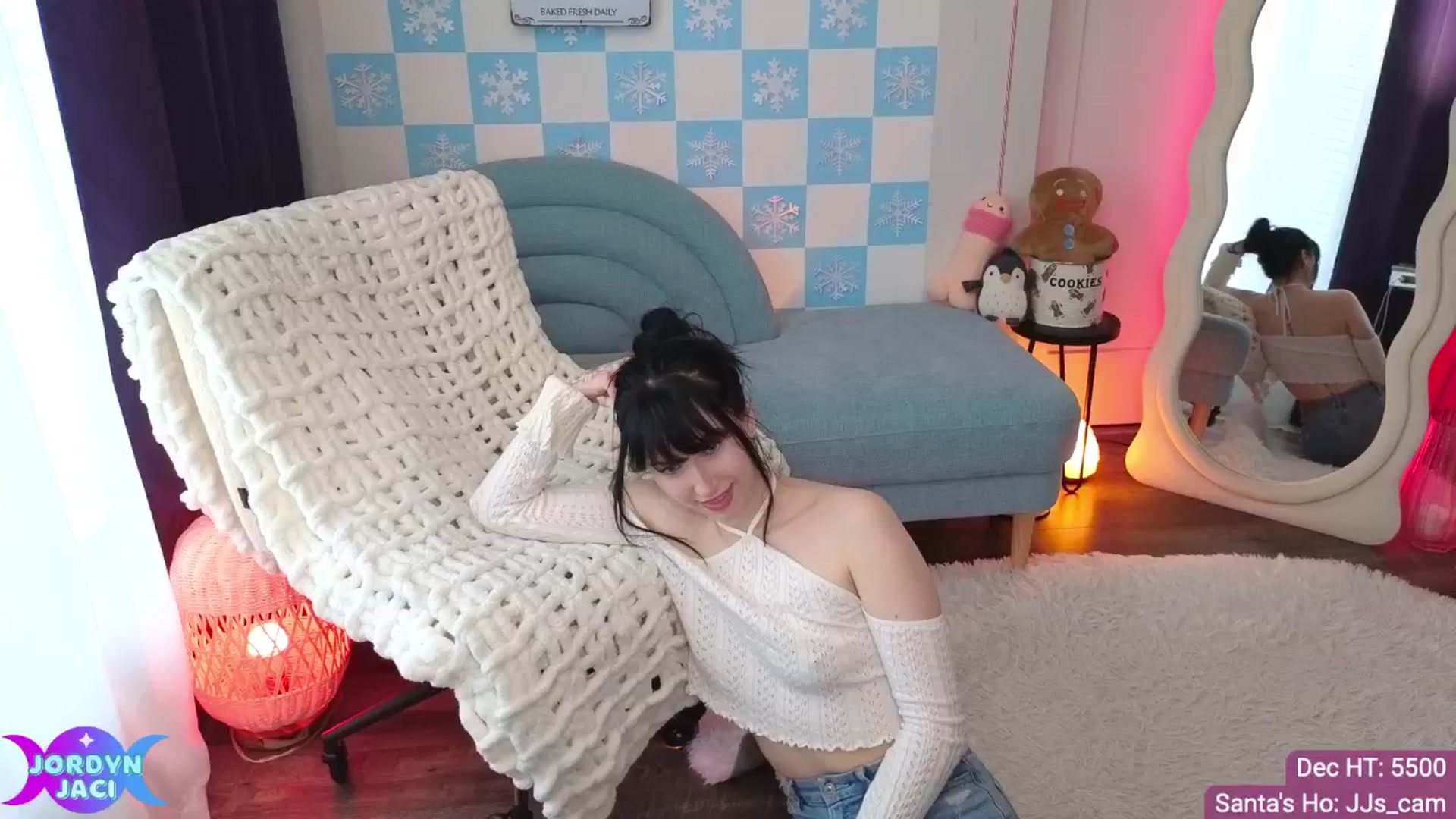 Gallery image thumbnail from JordynJaci's myfreecams stream on, 12/17/2025, 19:16 image 5 of 20