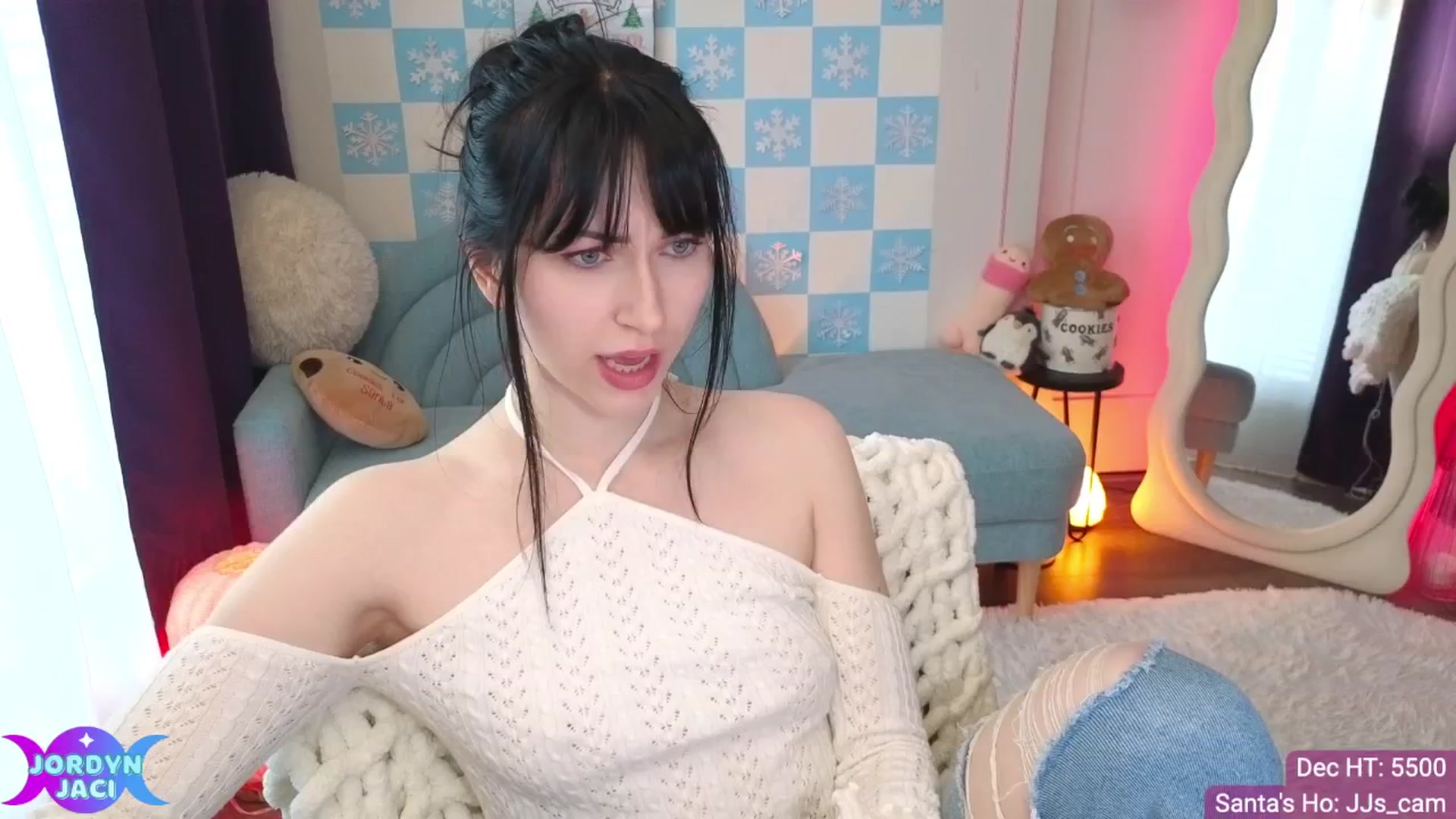 Gallery image thumbnail from JordynJaci's myfreecams stream on, 12/17/2025, 19:16 image 13 of 20