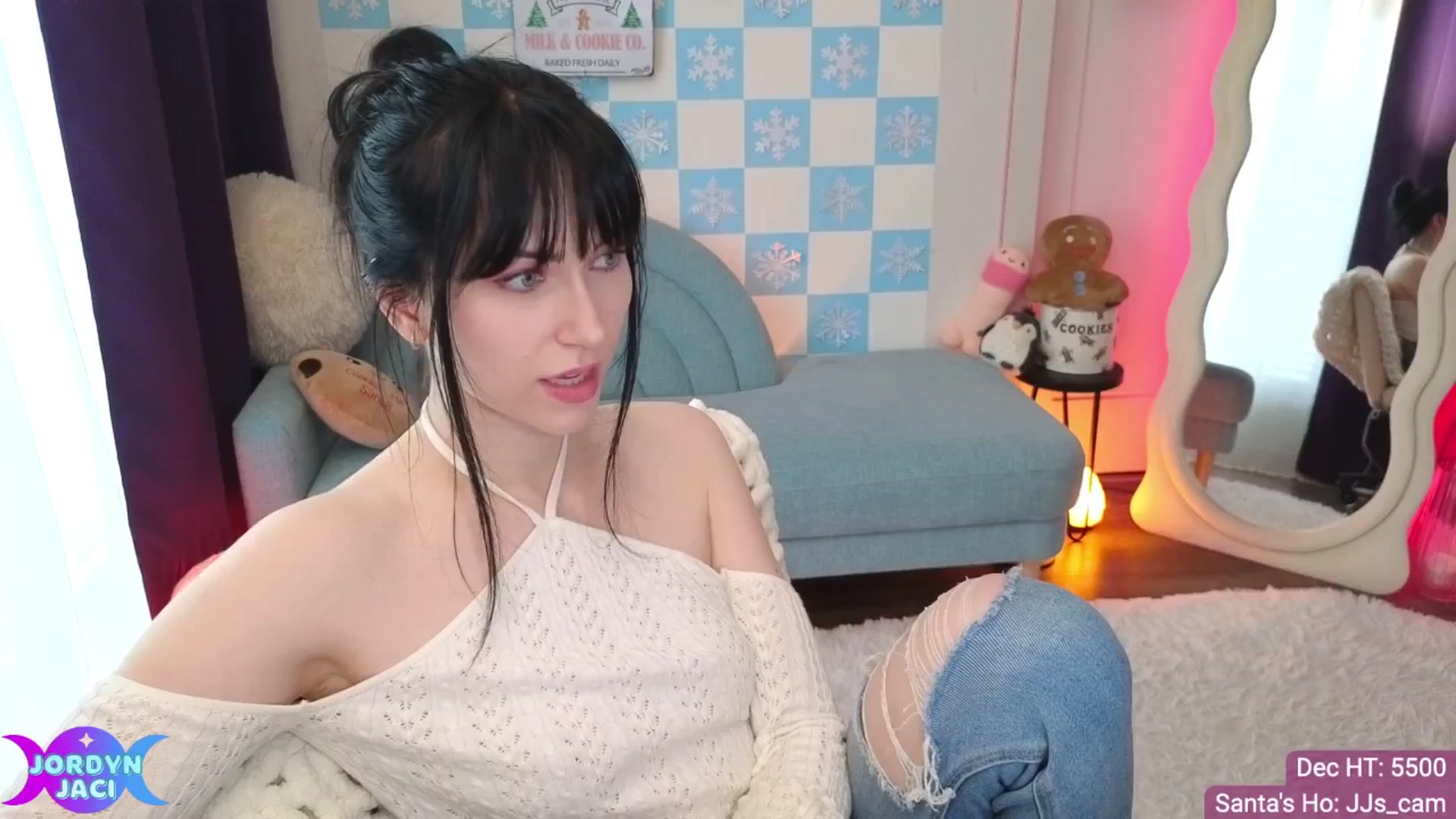 Gallery image thumbnail from JordynJaci's myfreecams stream on, 12/17/2025, 19:16 image 16 of 20