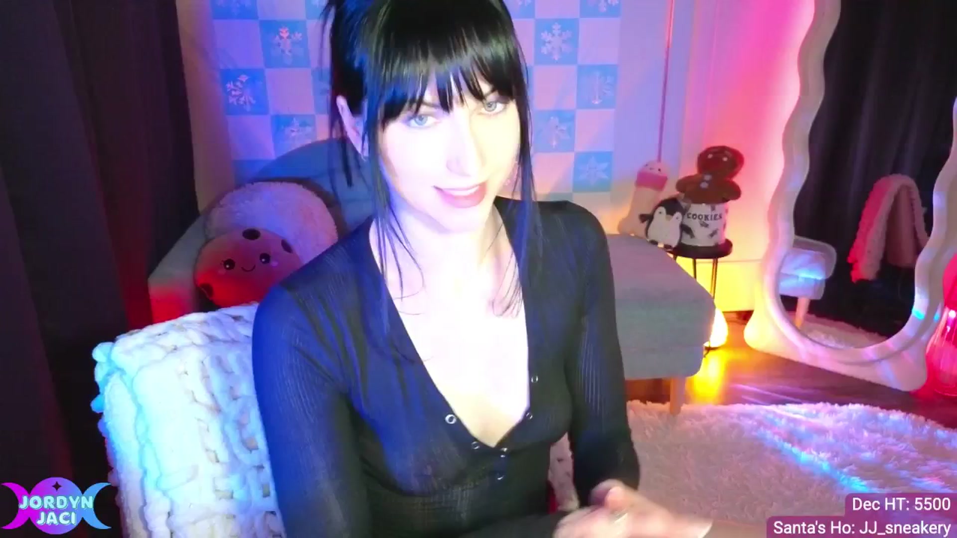 Gallery image thumbnail from JordynJaci's myfreecams stream on, 12/22/2025, 05:02 image 5 of 20