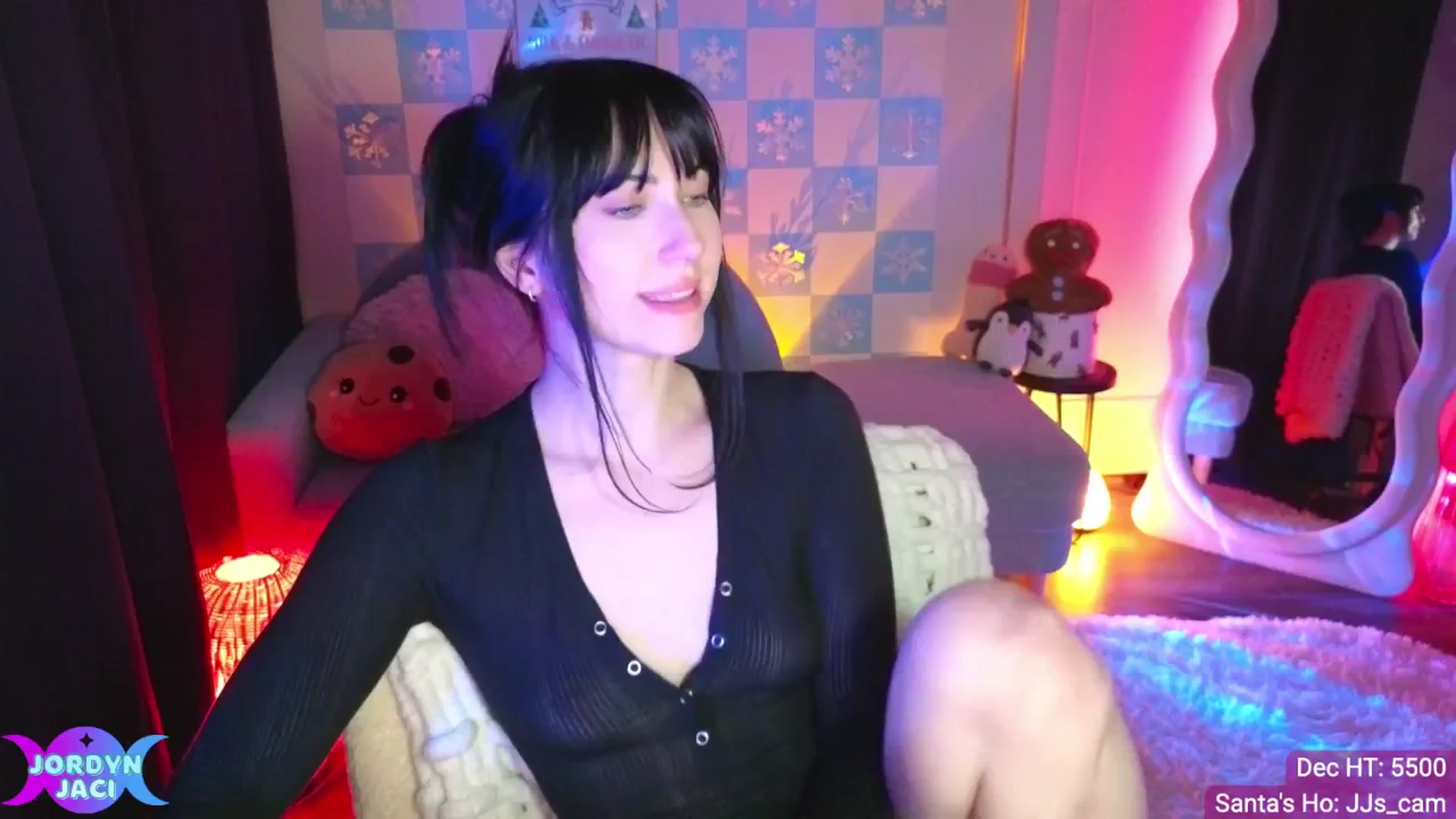 Gallery image thumbnail from JordynJaci's myfreecams stream on, 12/22/2025, 05:02 image 15 of 20