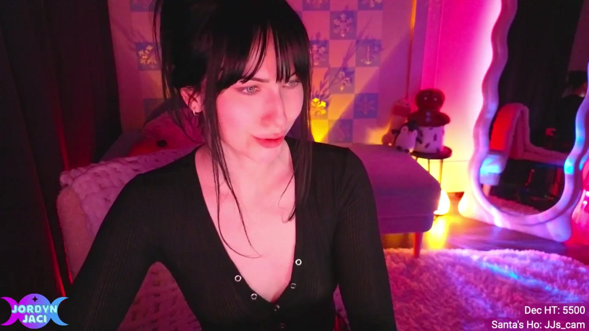 Gallery image thumbnail from JordynJaci's myfreecams stream on, 12/22/2025, 05:02 image 17 of 20