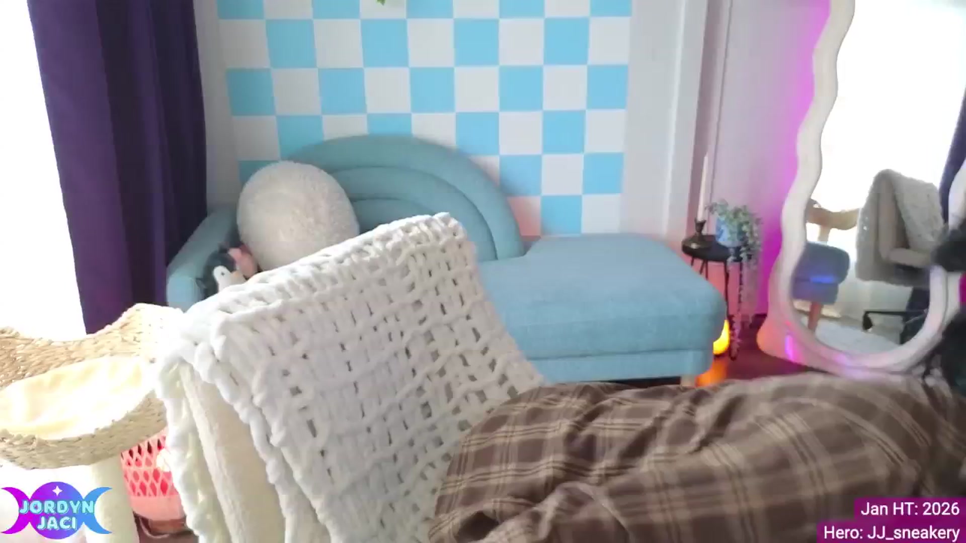 Gallery image thumbnail from JordynJaci's myfreecams stream on, 01/07/2026, 21:09 image 6 of 20